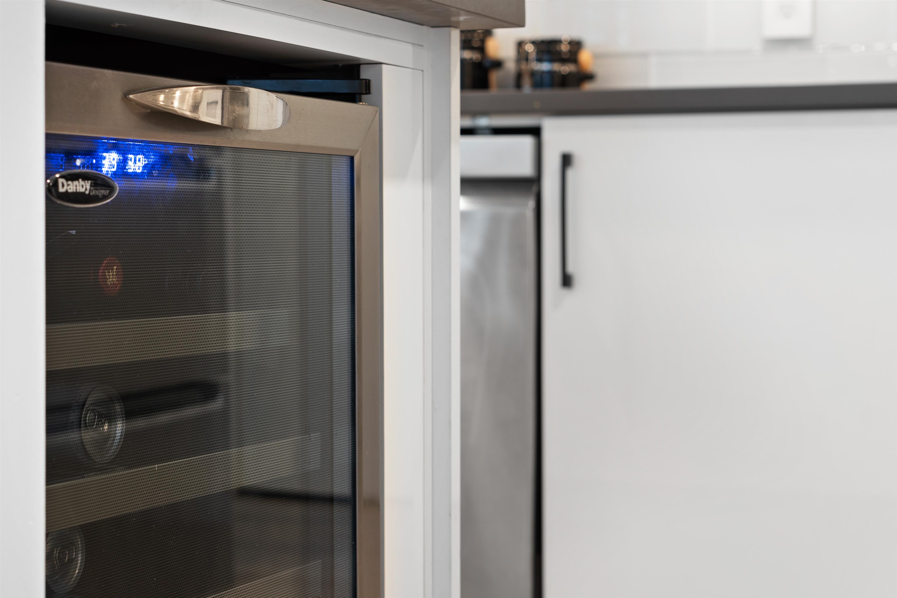 301 789 JERVIS STREET STREET Unit: 301