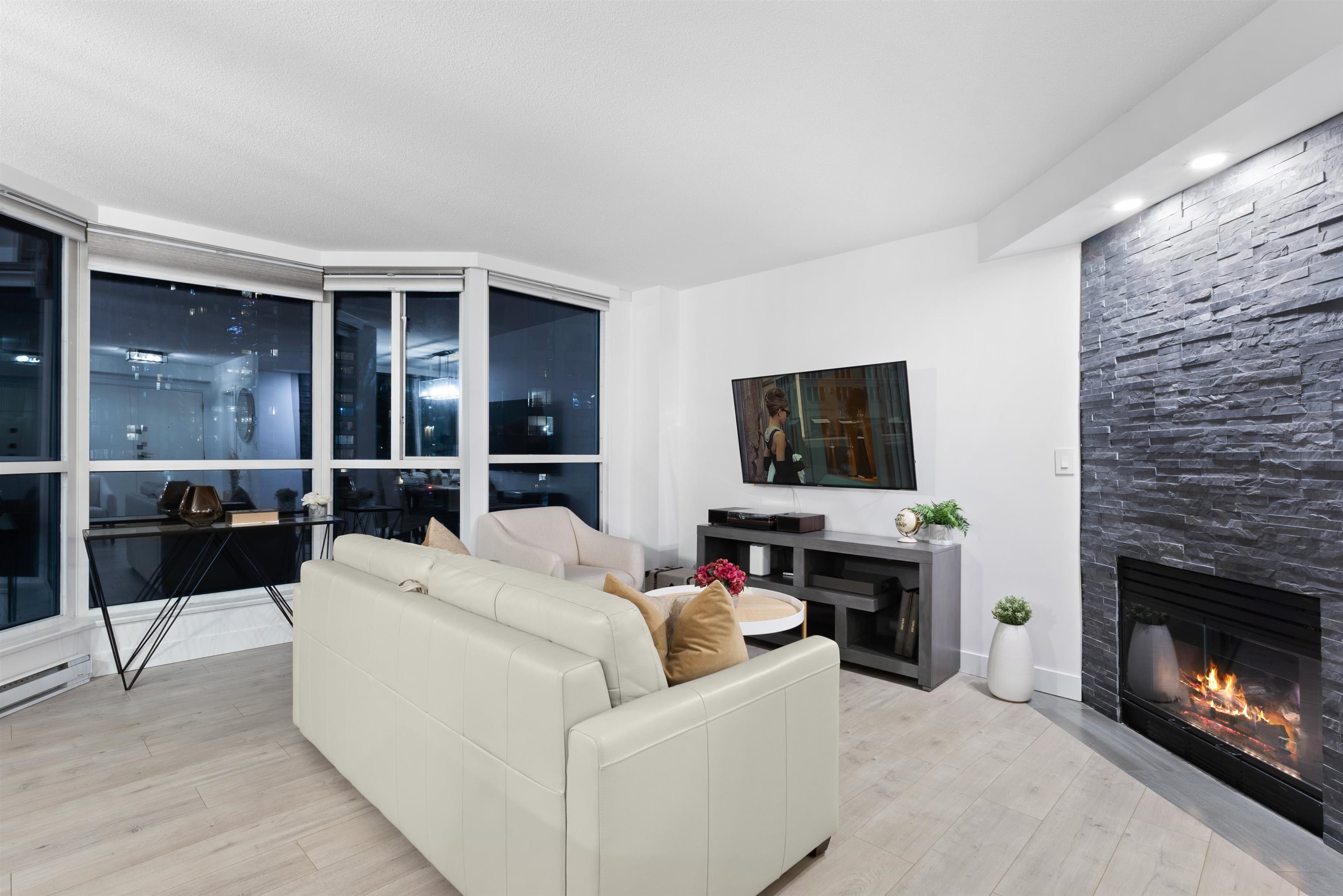 301 789 JERVIS STREET STREET Unit: 301