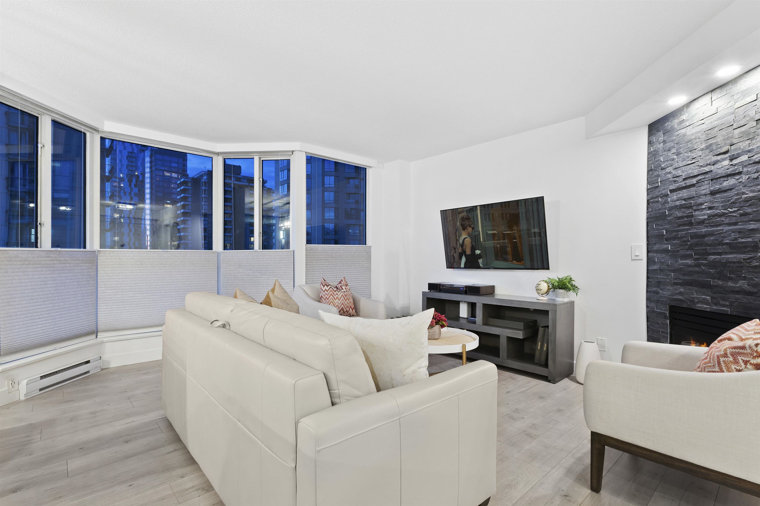 301 789 JERVIS STREET STREET Unit: 301