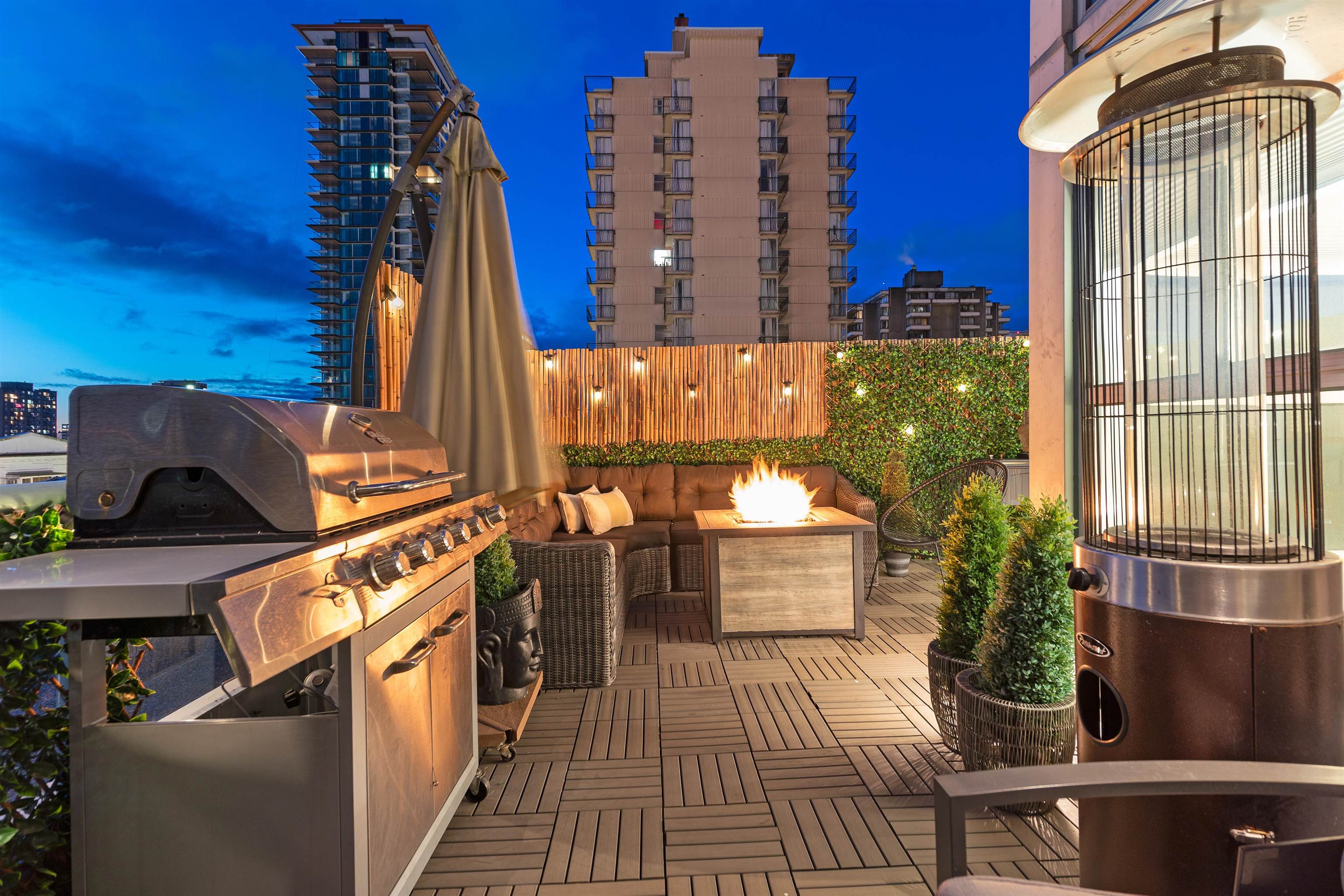 301 789 JERVIS STREET STREET Unit: 301