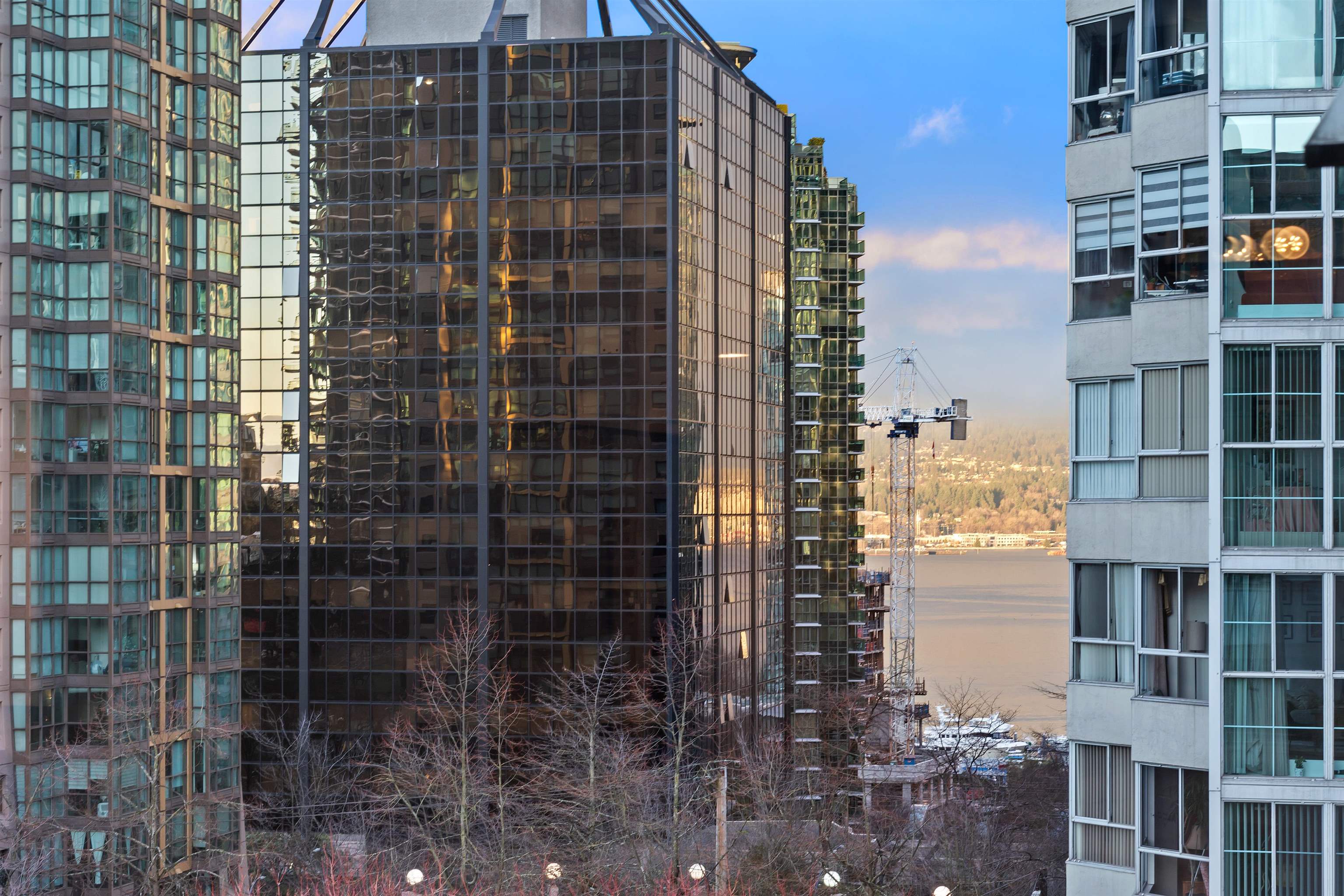 301 789 JERVIS STREET STREET Unit: 301