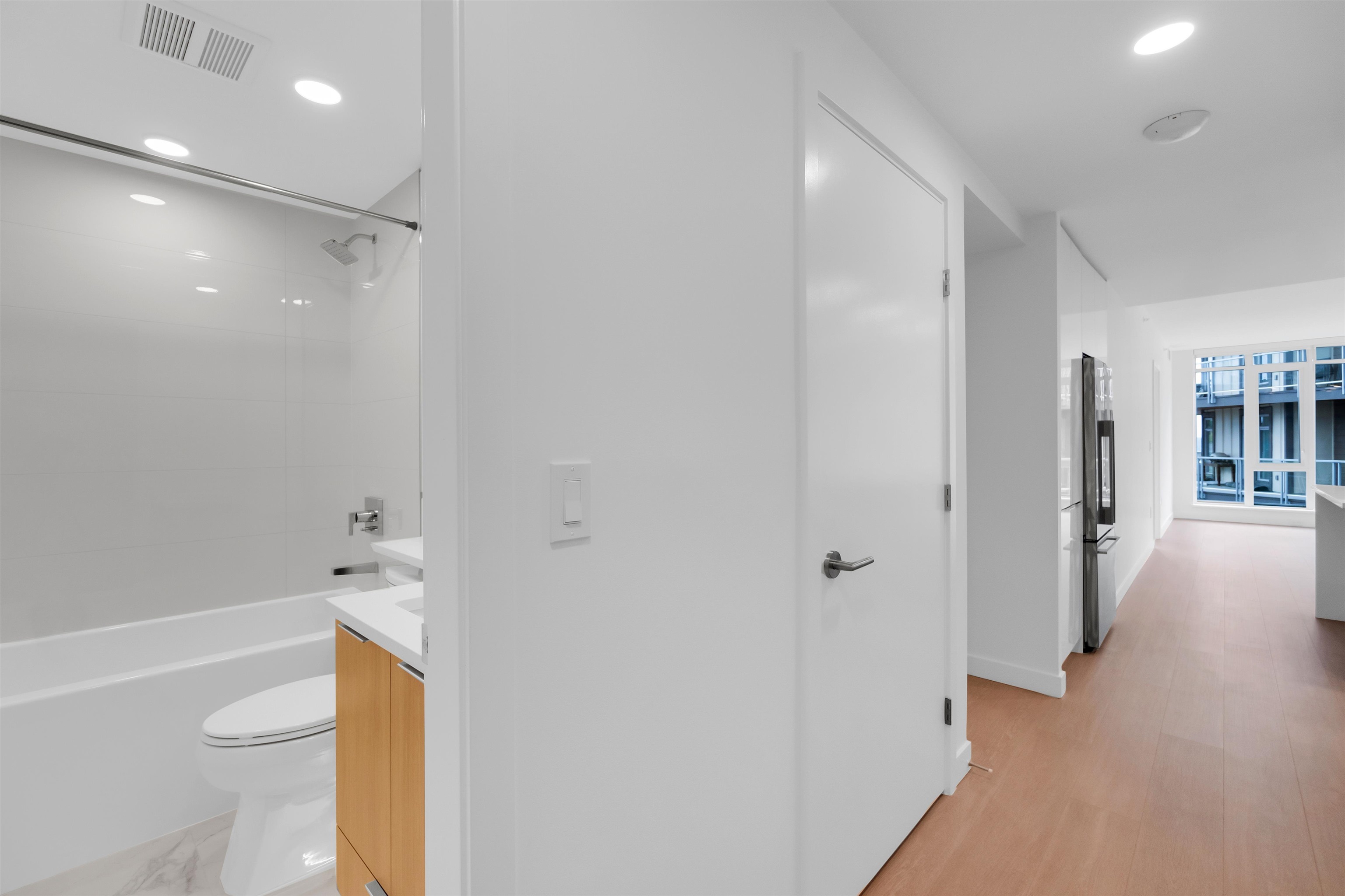 202 7769 PARK CRESCENT Unit: 202