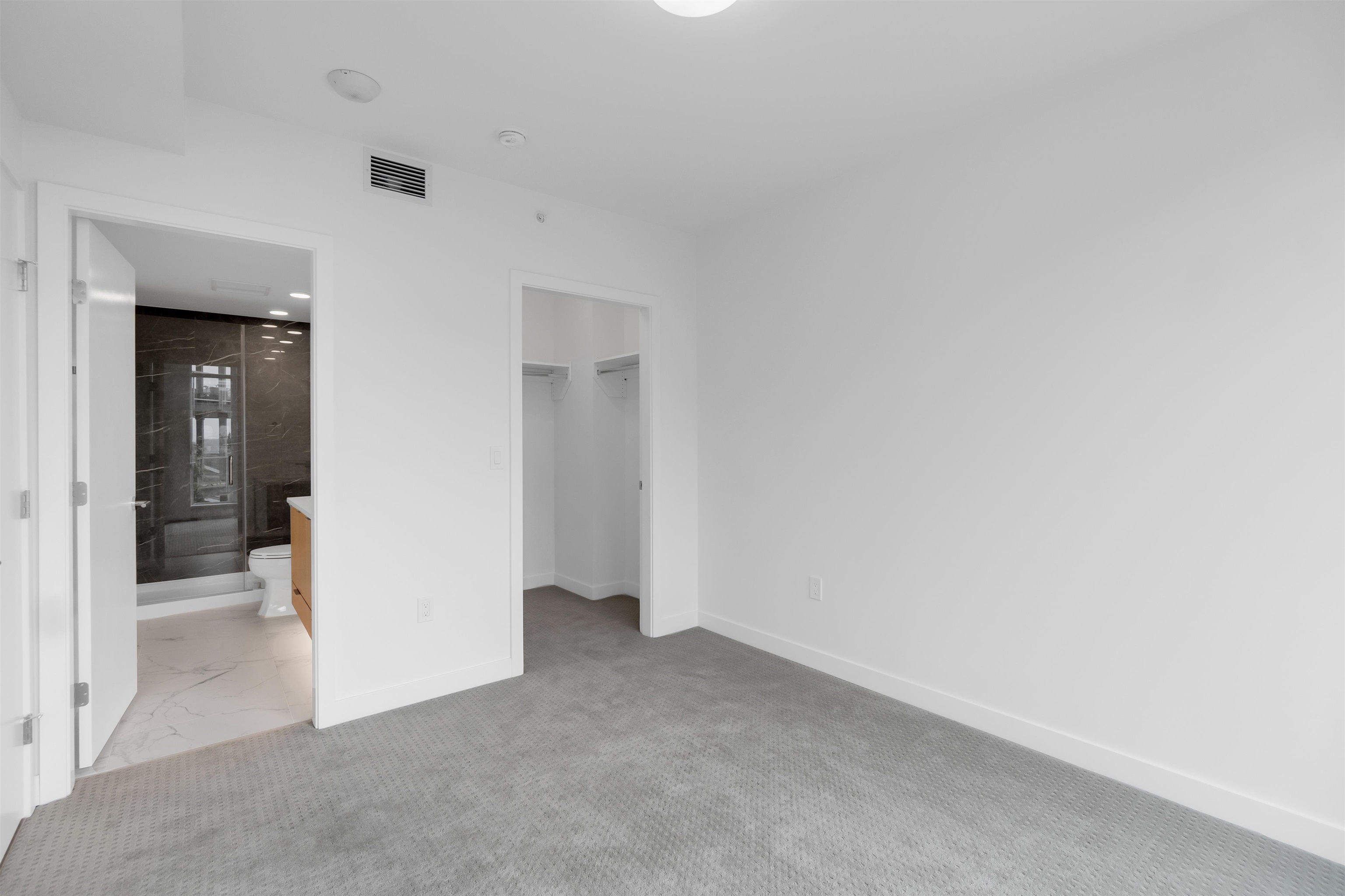 202 7769 PARK CRESCENT Unit: 202