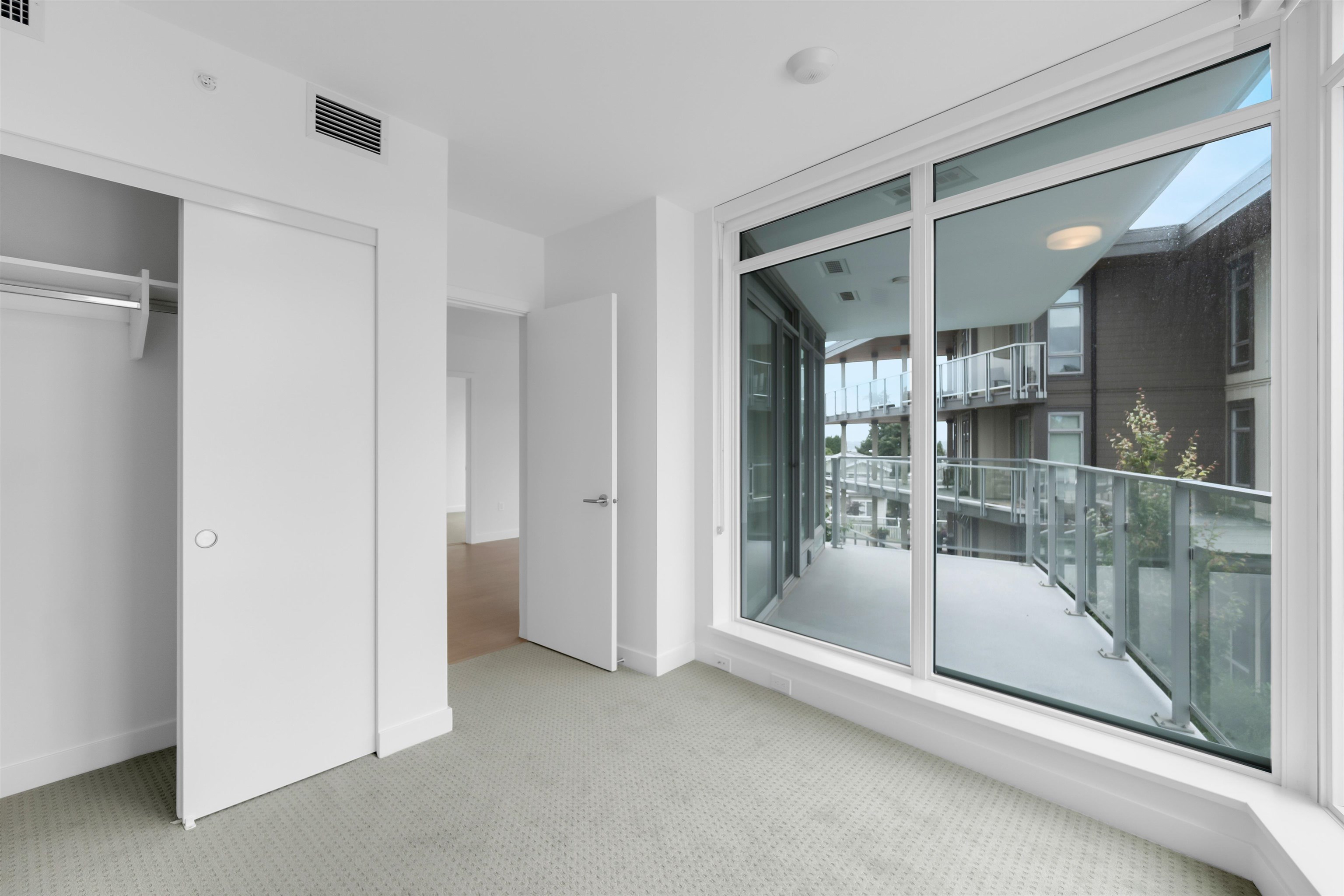 202 7769 PARK CRESCENT Unit: 202