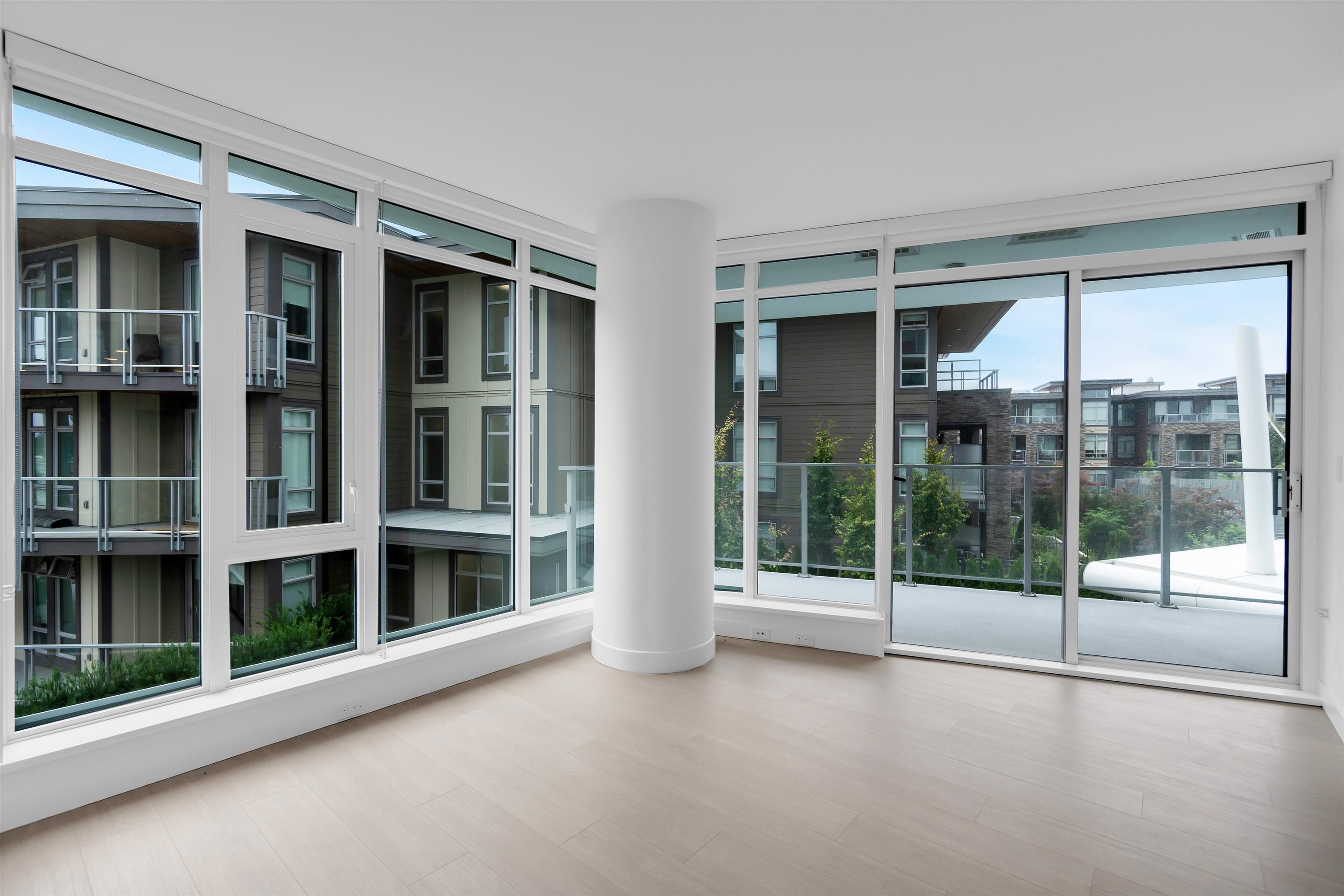 202 7769 PARK CRESCENT Unit: 202