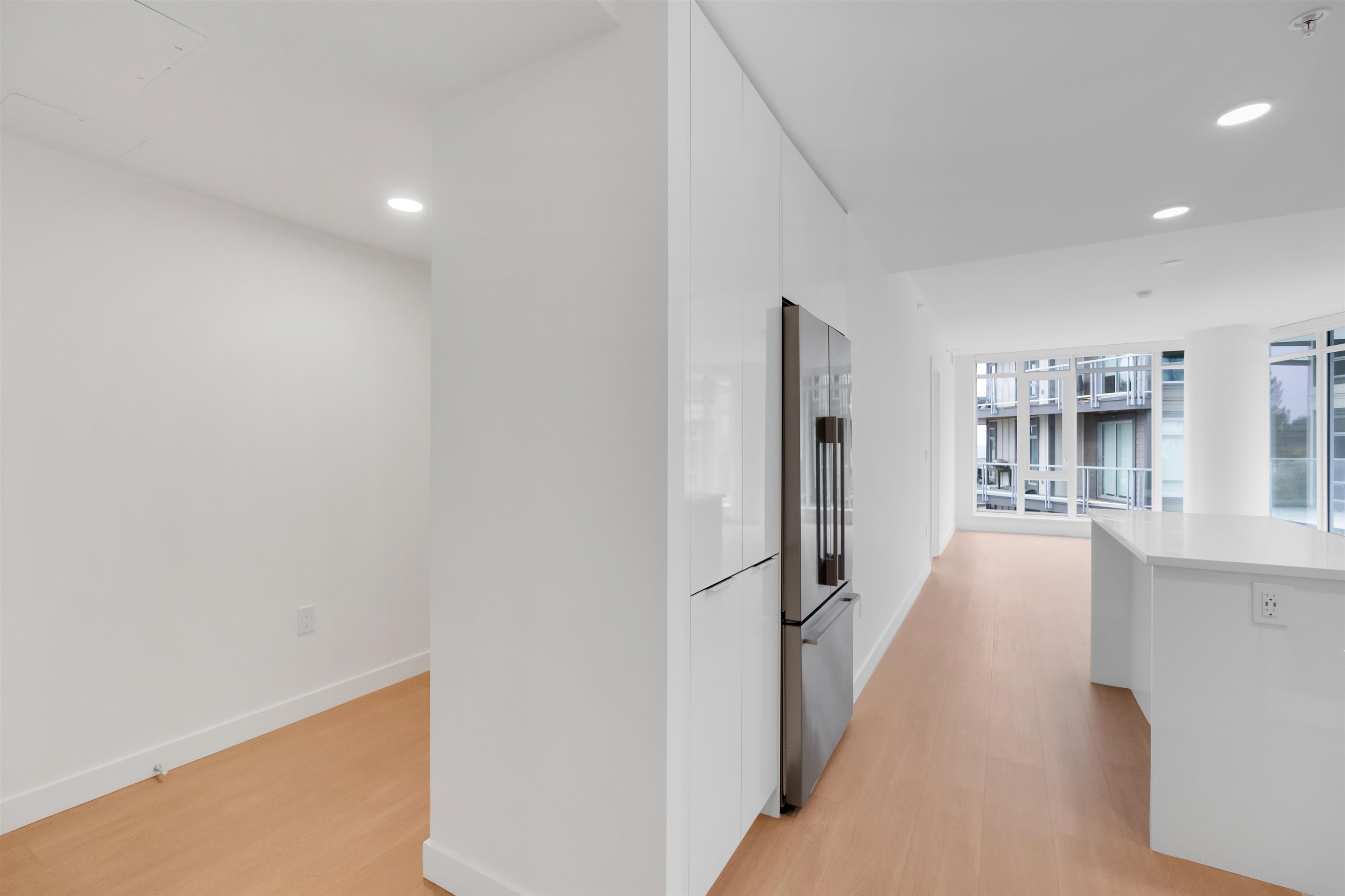 202 7769 PARK CRESCENT Unit: 202