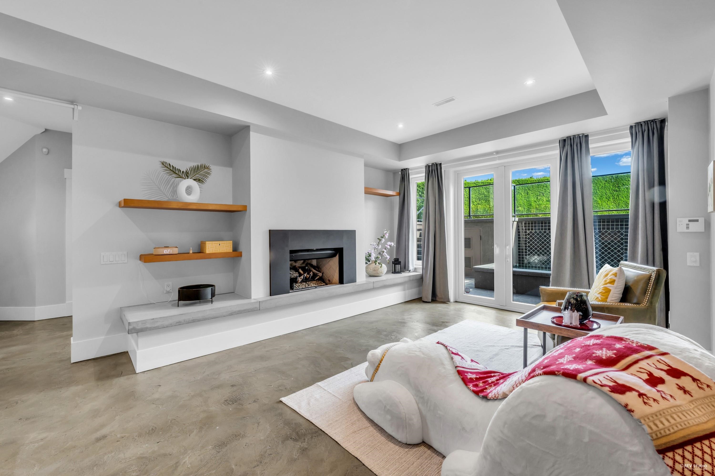 15919 DEVONSHIRE DRIVE