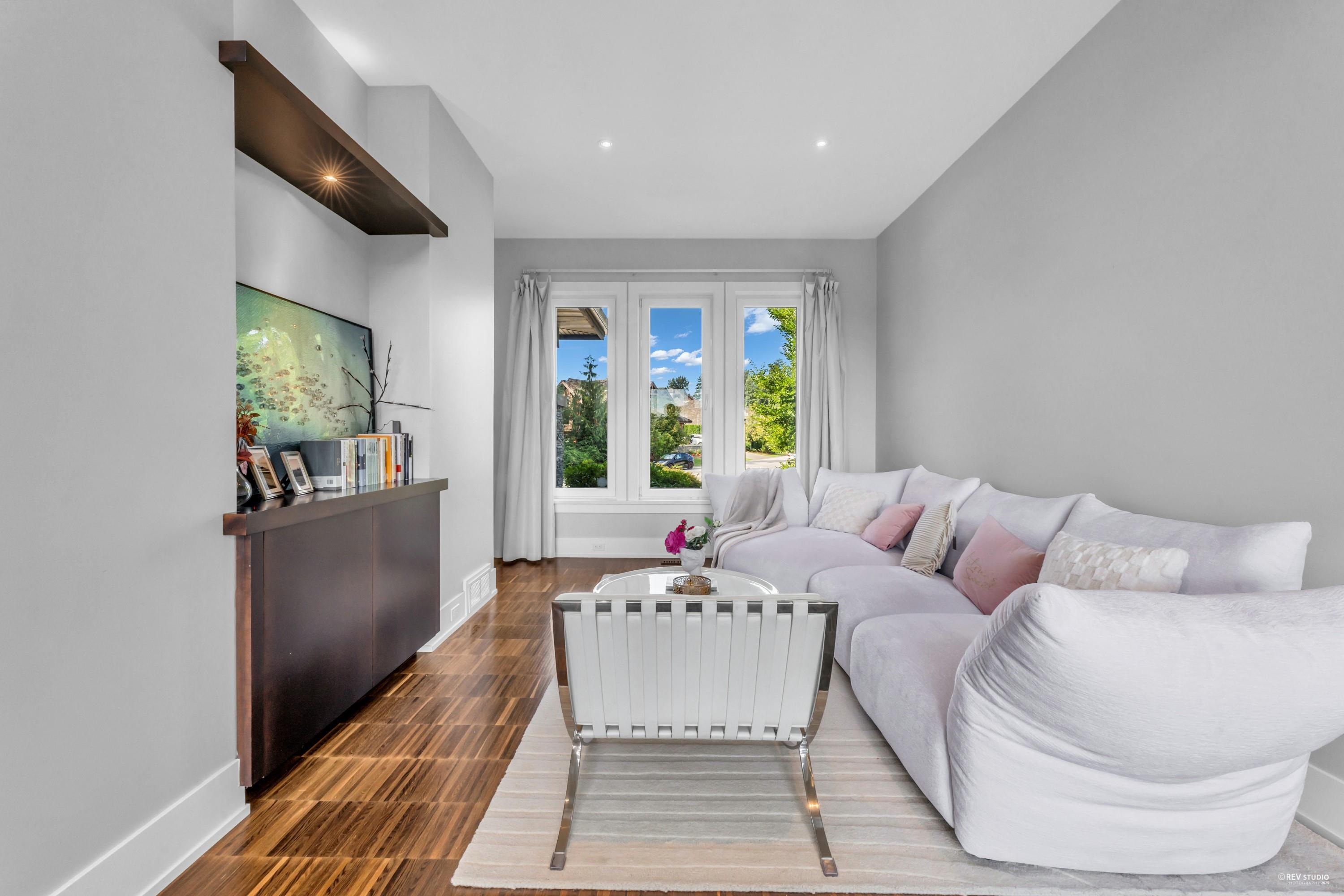 15919 DEVONSHIRE DRIVE