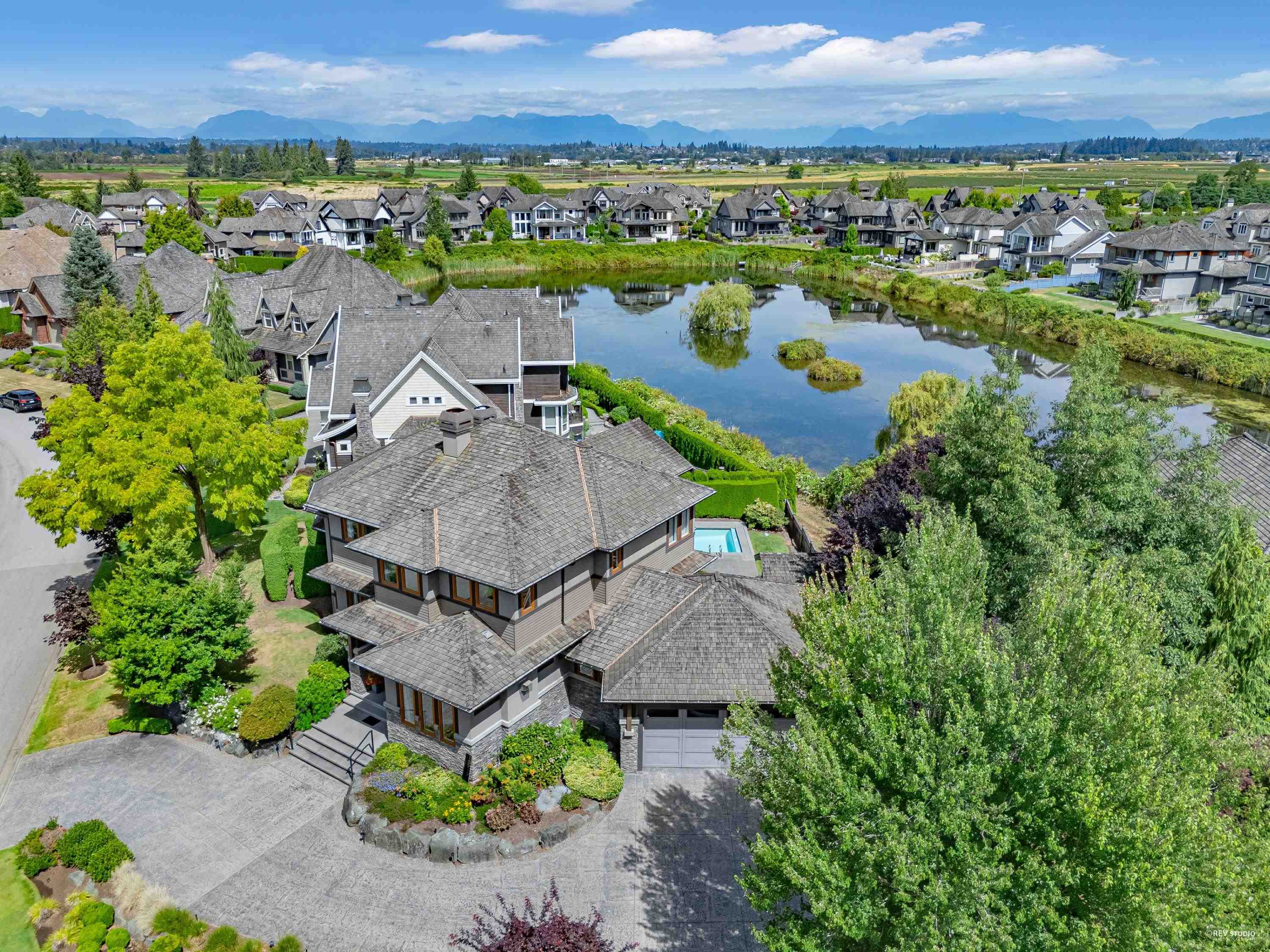 15919 DEVONSHIRE DRIVE