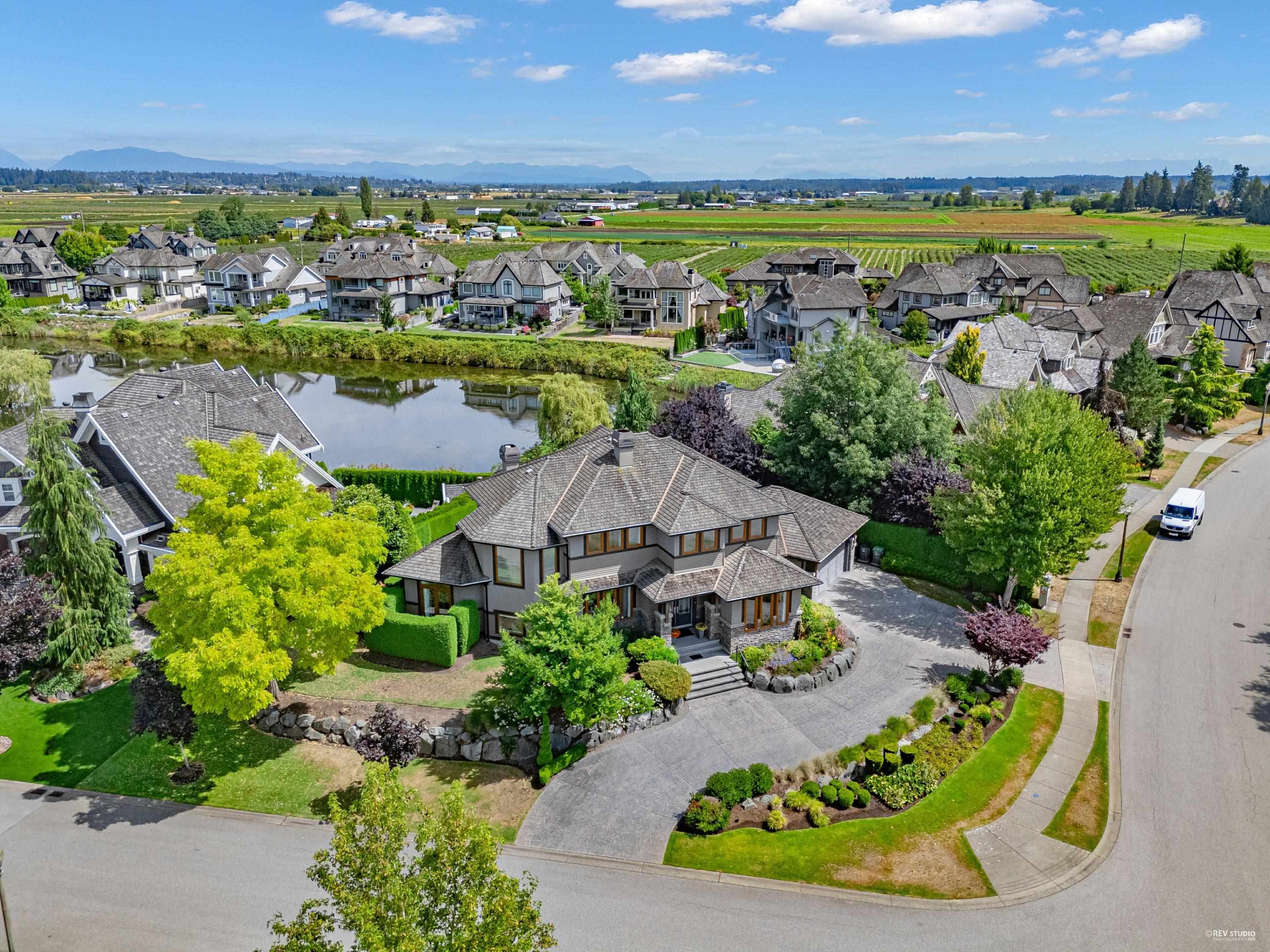 15919 DEVONSHIRE DRIVE