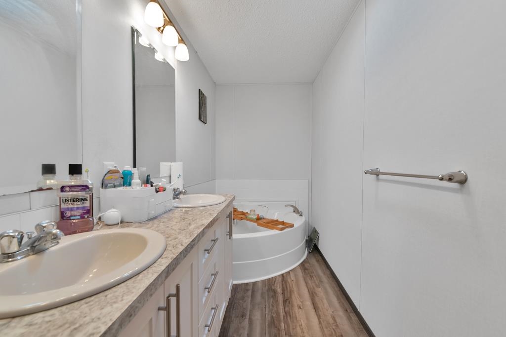 40 52324 YALE ROAD Unit: 40