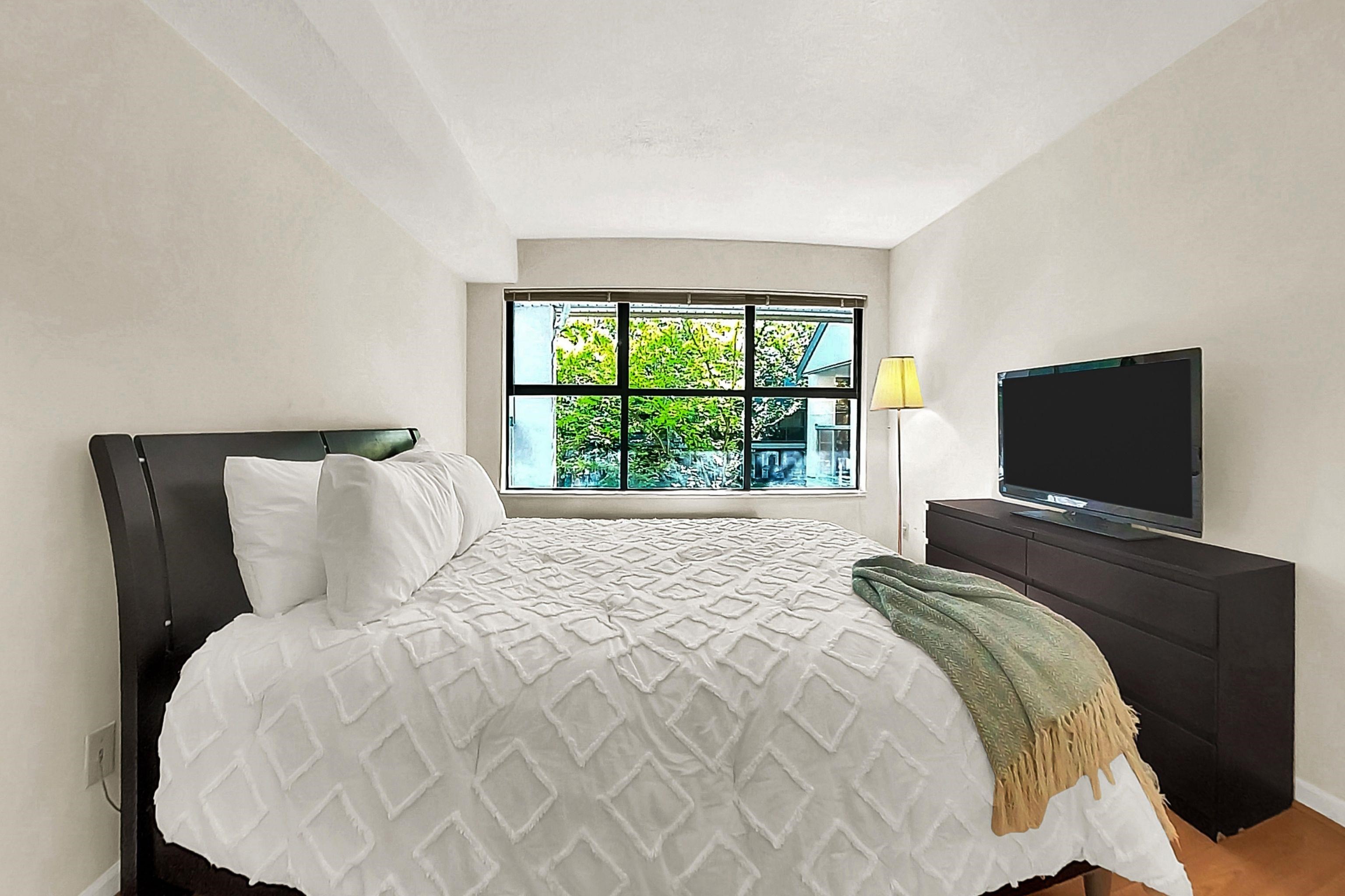 201B 7025 STRIDE AVENUE Unit: 201B