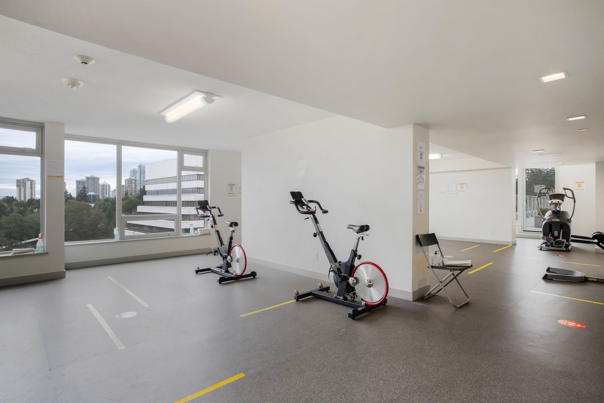 2902 5515 BOUNDARY ROAD Unit: 2902