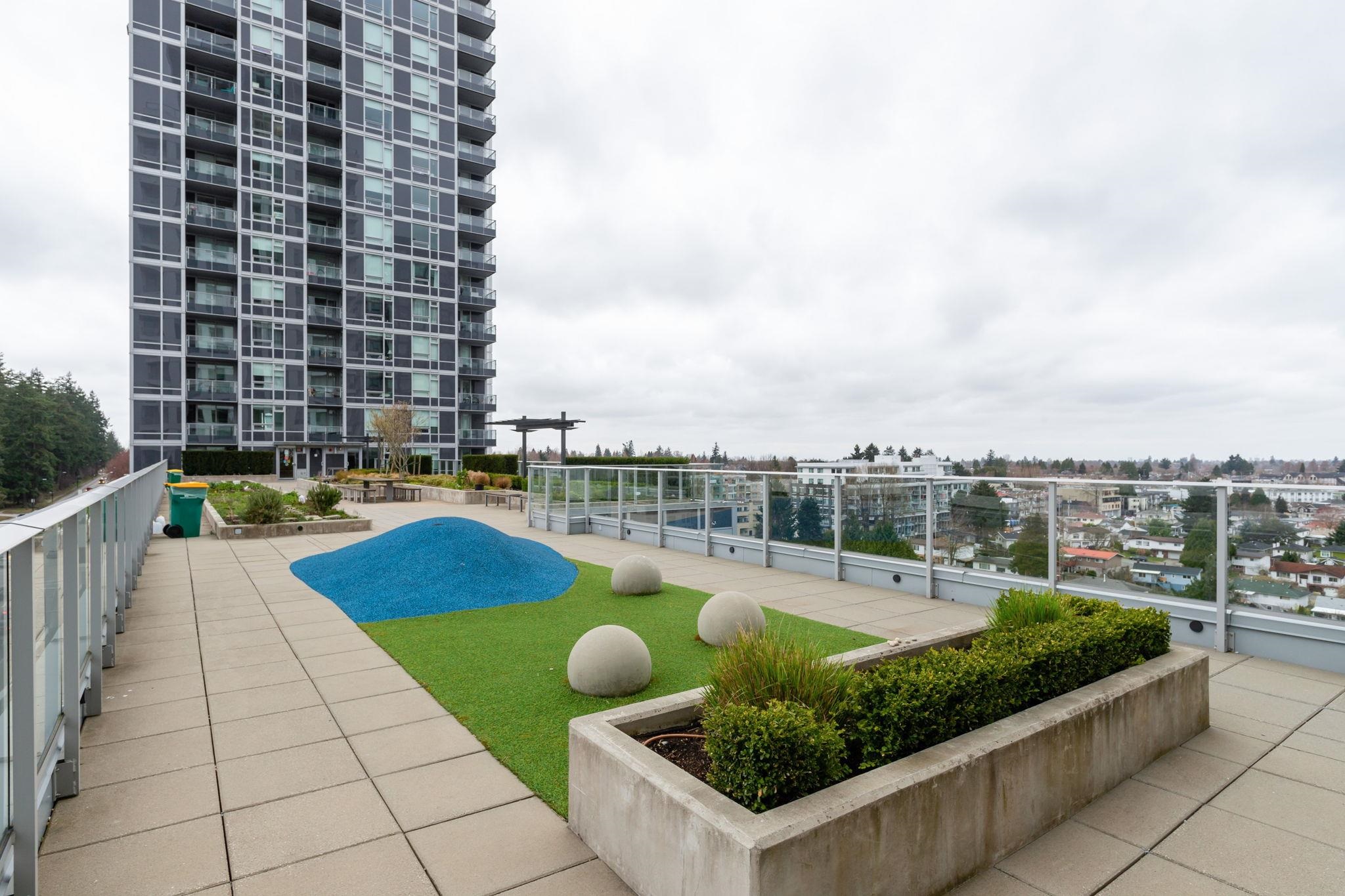 2902 5515 BOUNDARY ROAD Unit: 2902