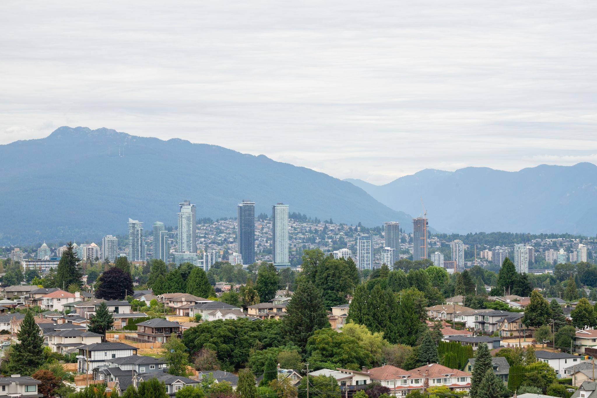 2902 5515 BOUNDARY ROAD Unit: 2902