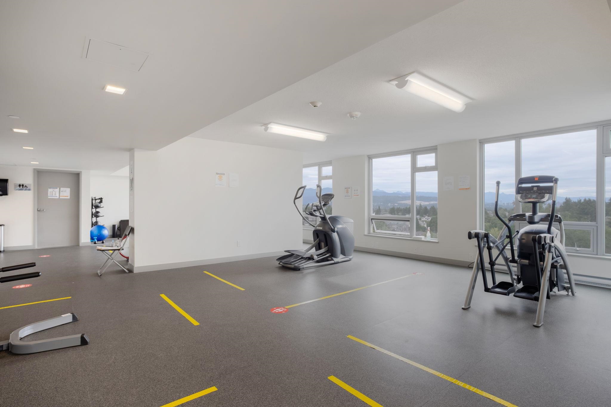 2902 5515 BOUNDARY ROAD Unit: 2902