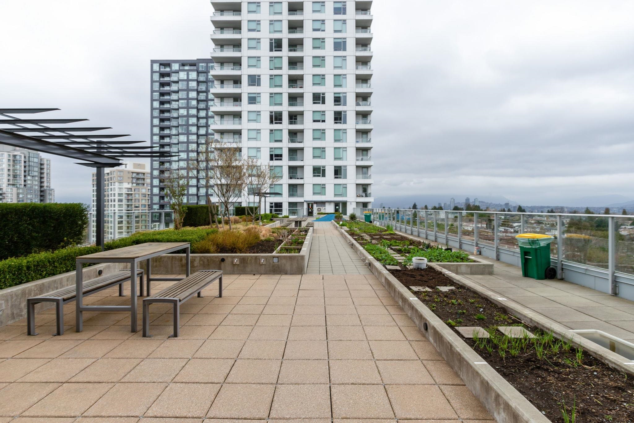 2902 5515 BOUNDARY ROAD Unit: 2902