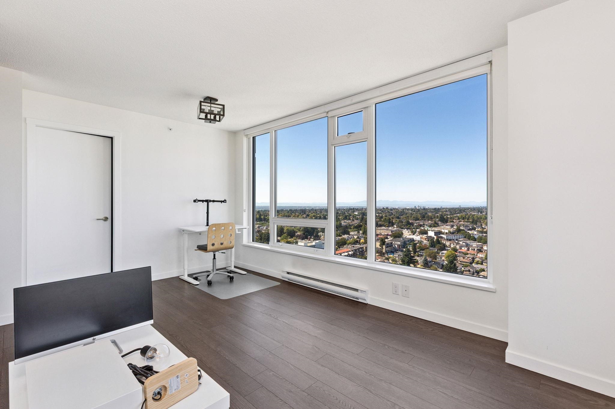 2902 5515 BOUNDARY ROAD Unit: 2902