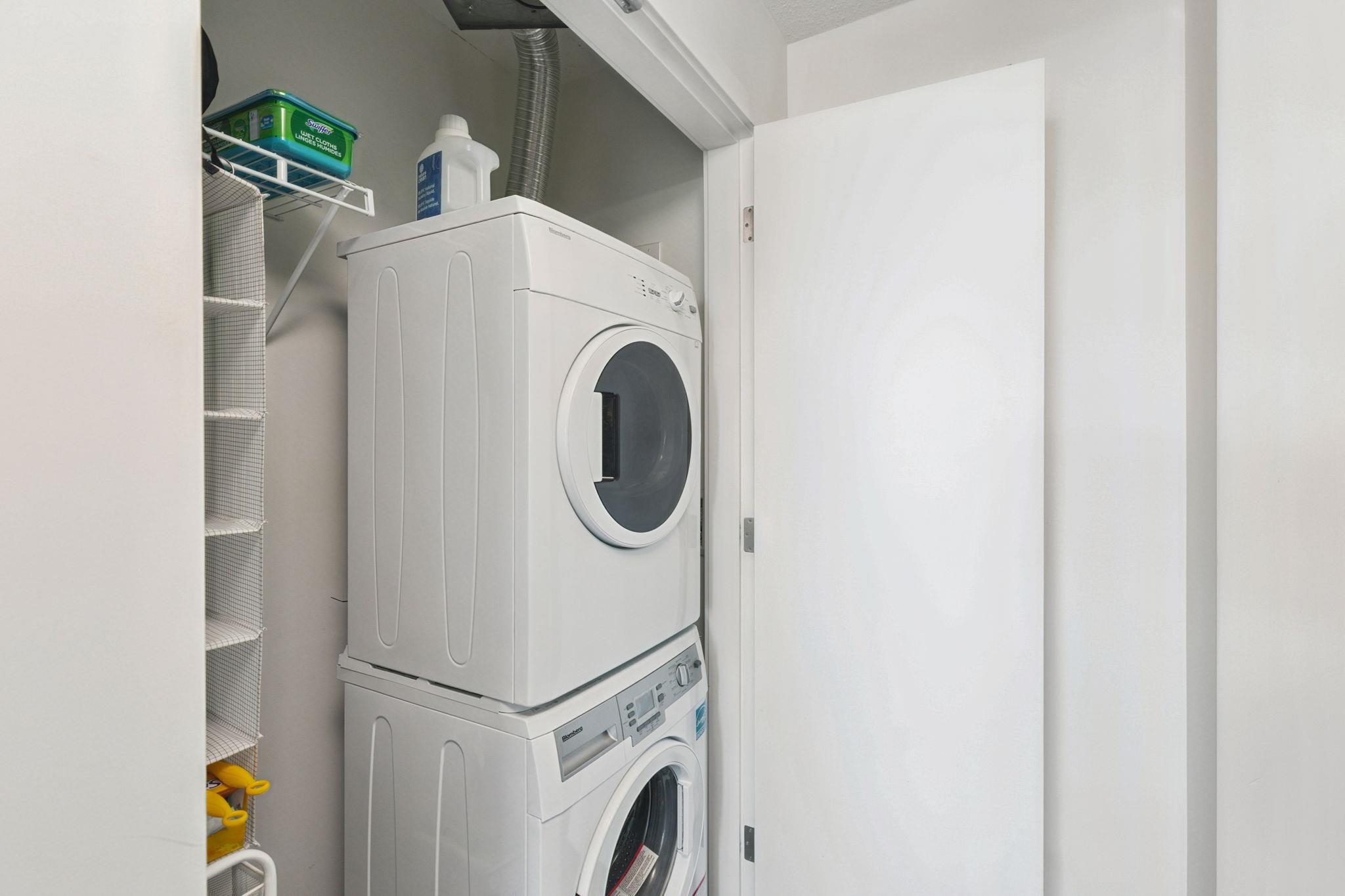 2902 5515 BOUNDARY ROAD Unit: 2902