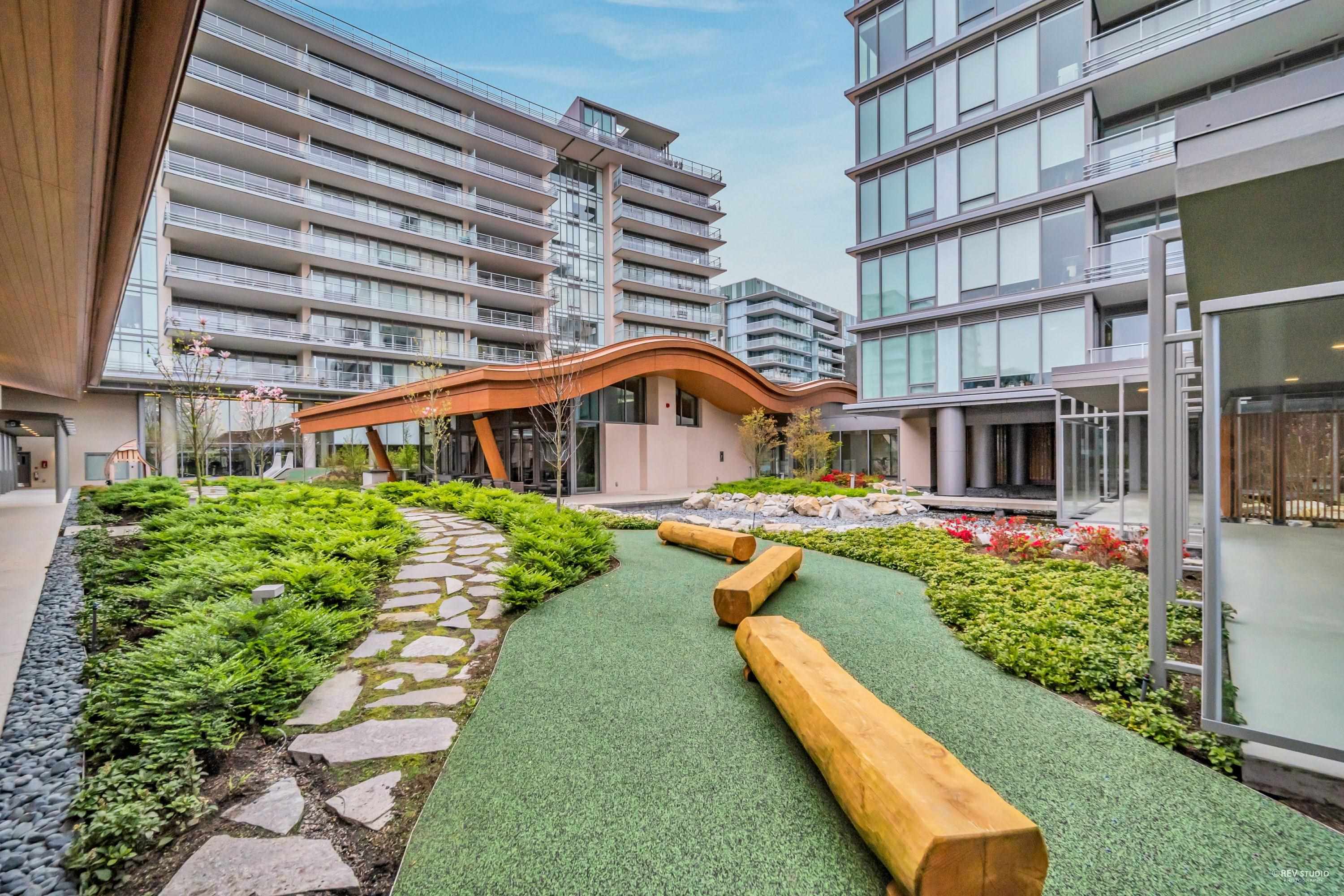 403 6699 RIVER ROAD Unit: 403