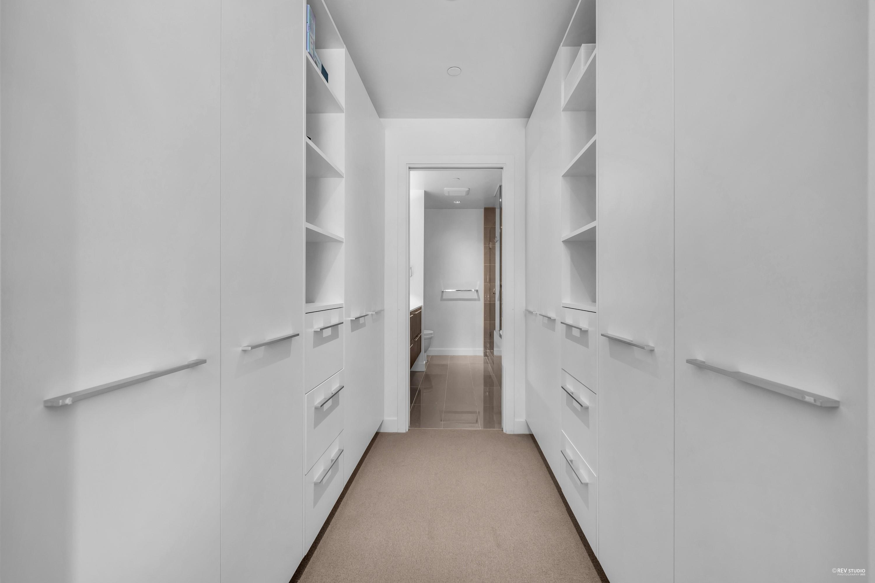 403 6699 RIVER ROAD Unit: 403