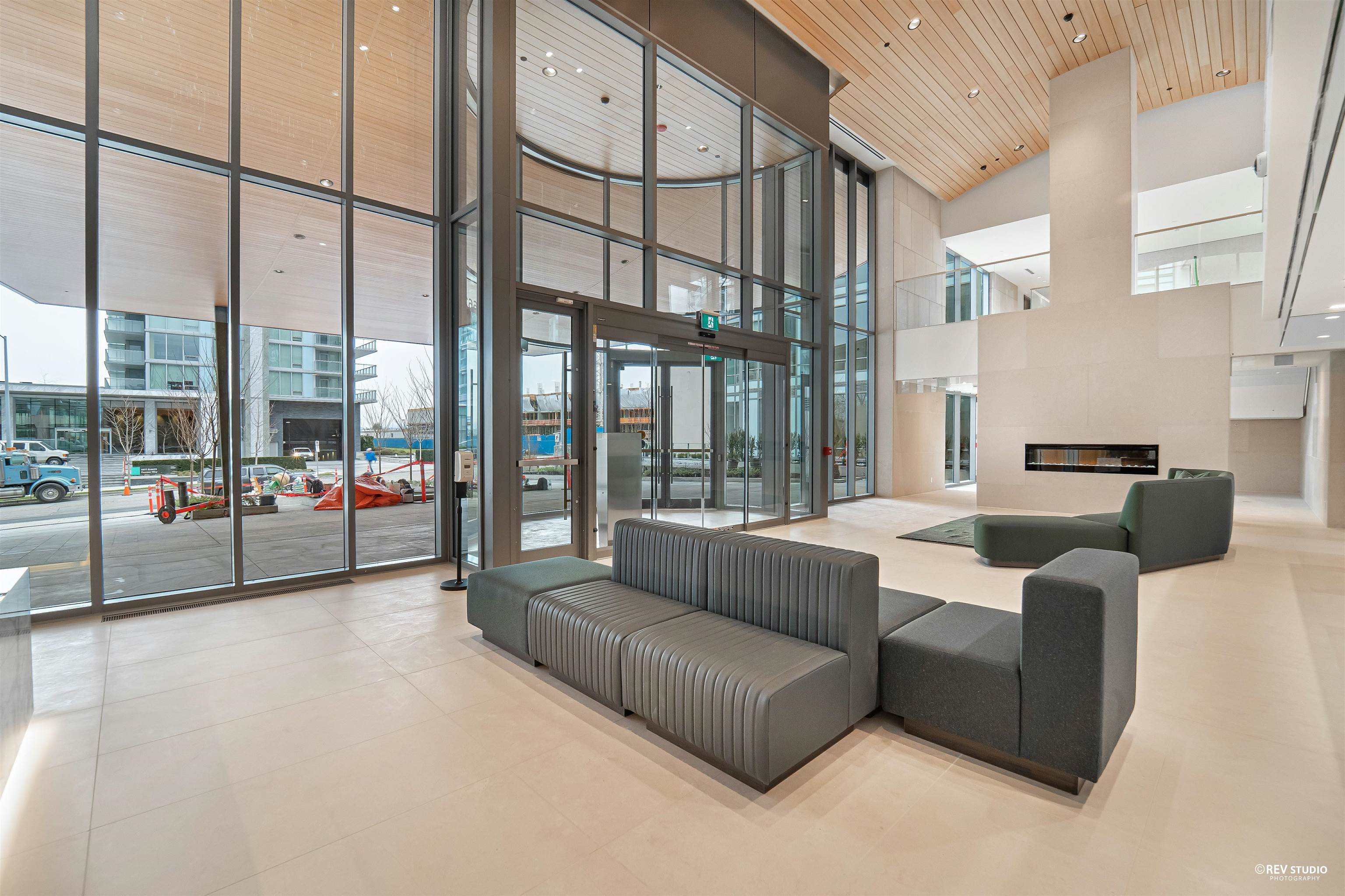 403 6699 RIVER ROAD Unit: 403