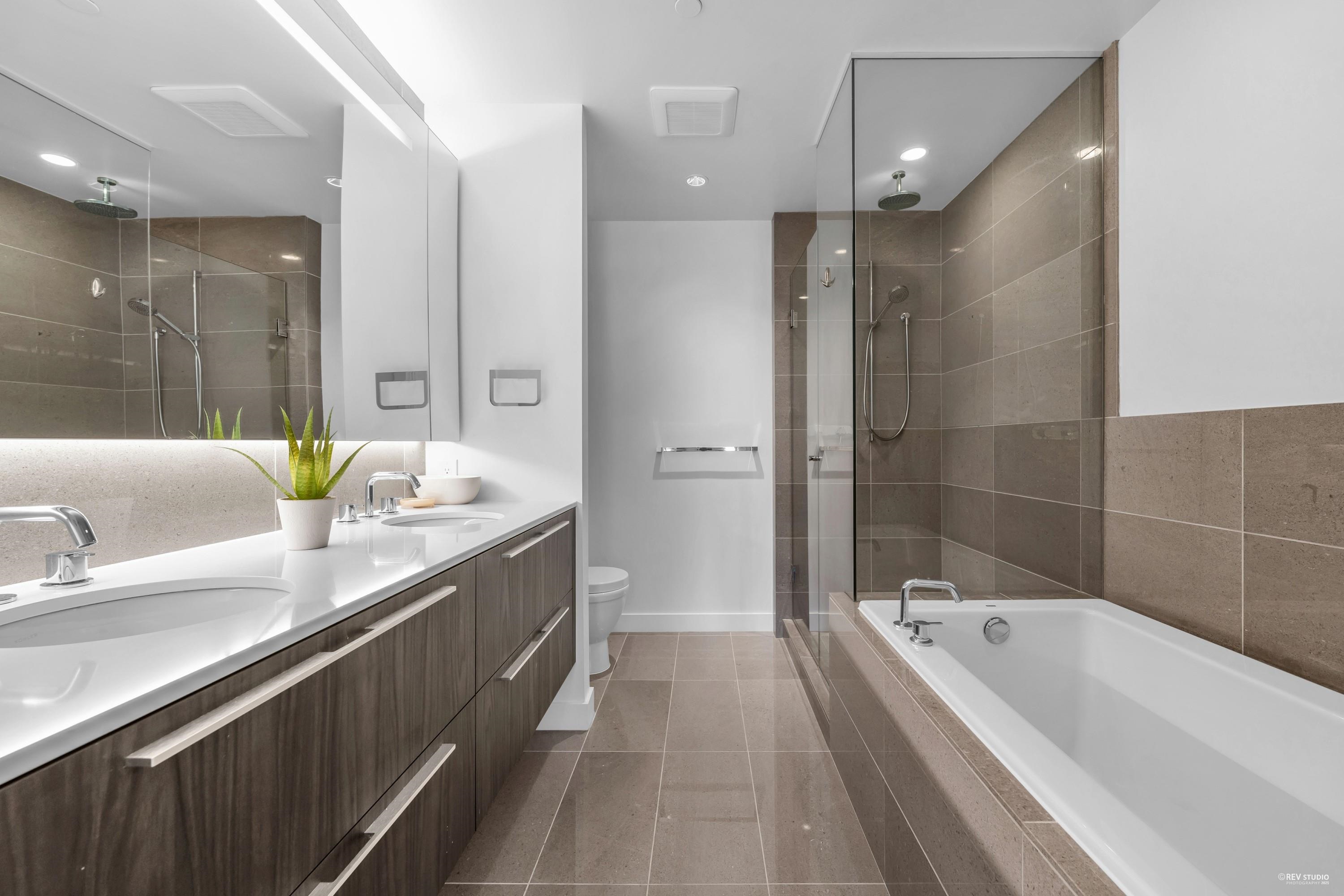 403 6699 RIVER ROAD Unit: 403