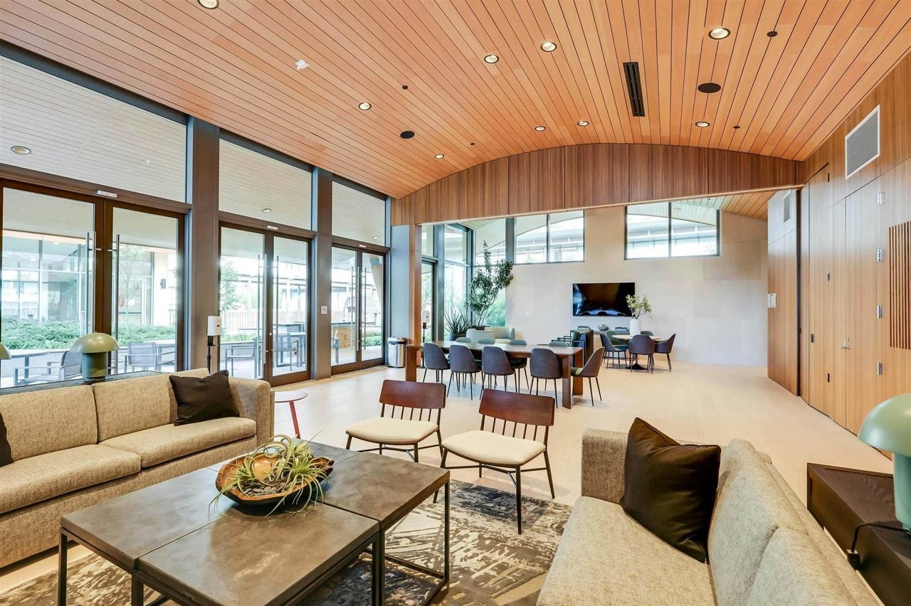 403 6699 RIVER ROAD Unit: 403