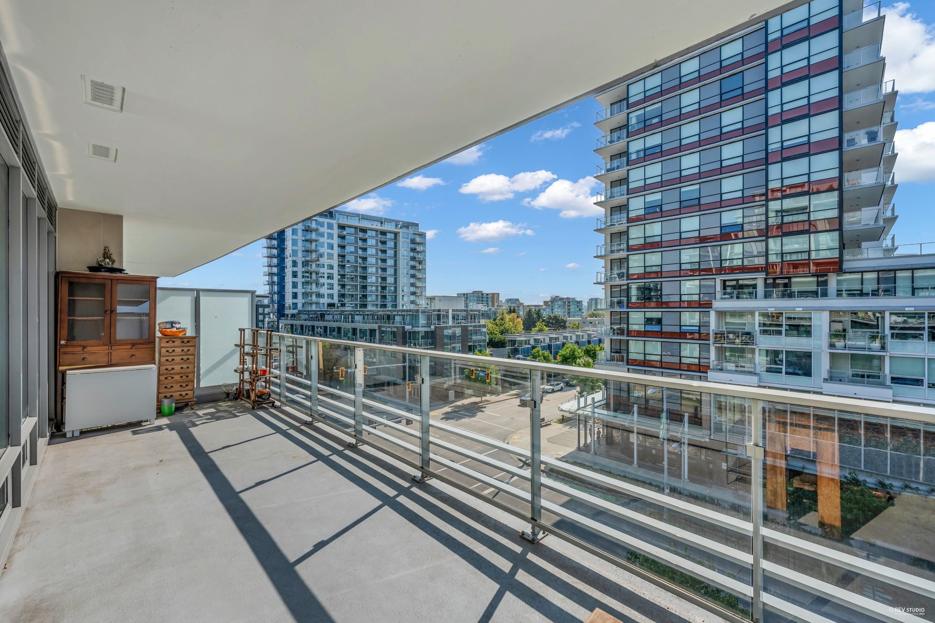 403 6699 RIVER ROAD Unit: 403