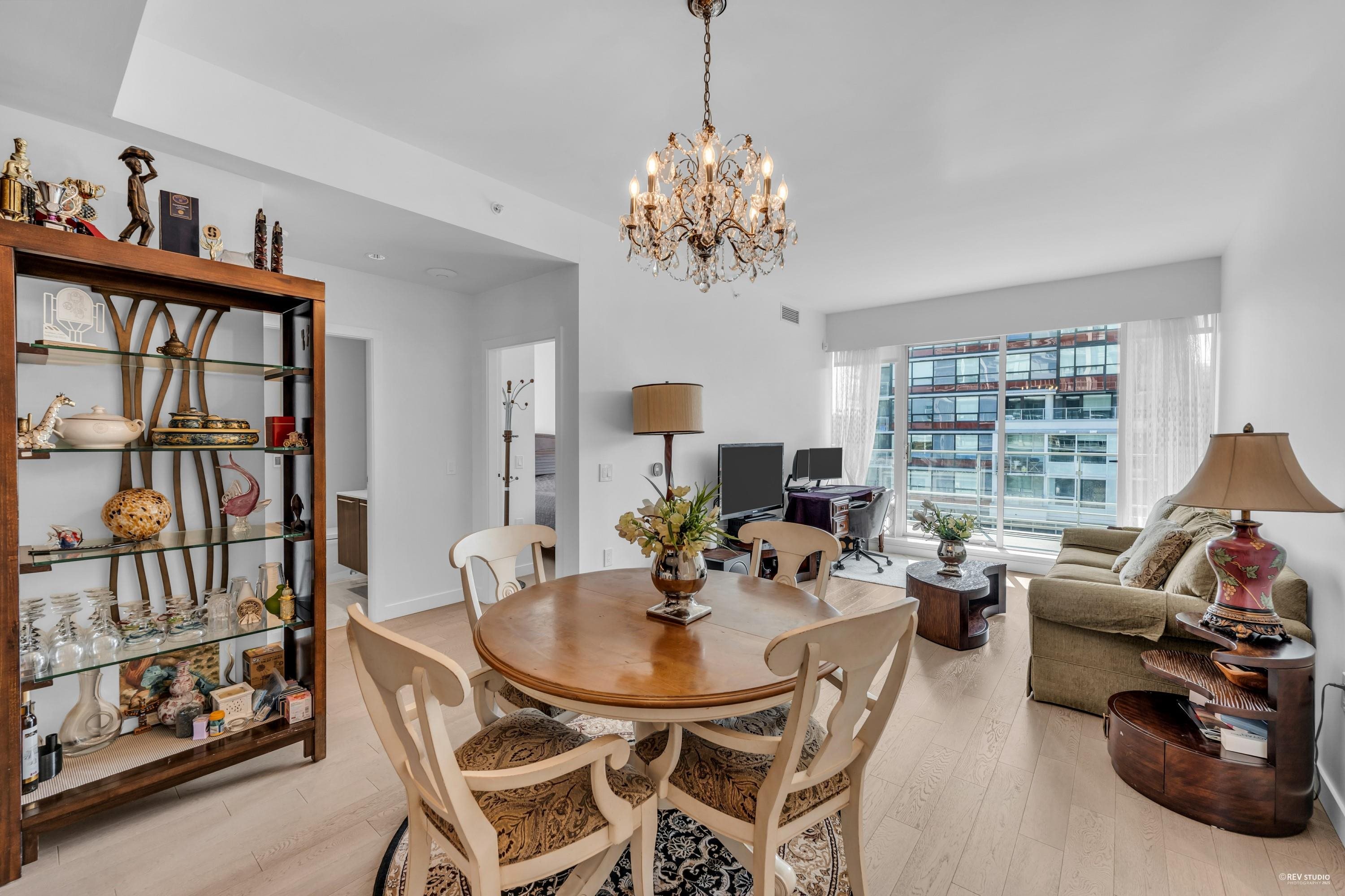 403 6699 RIVER ROAD Unit: 403