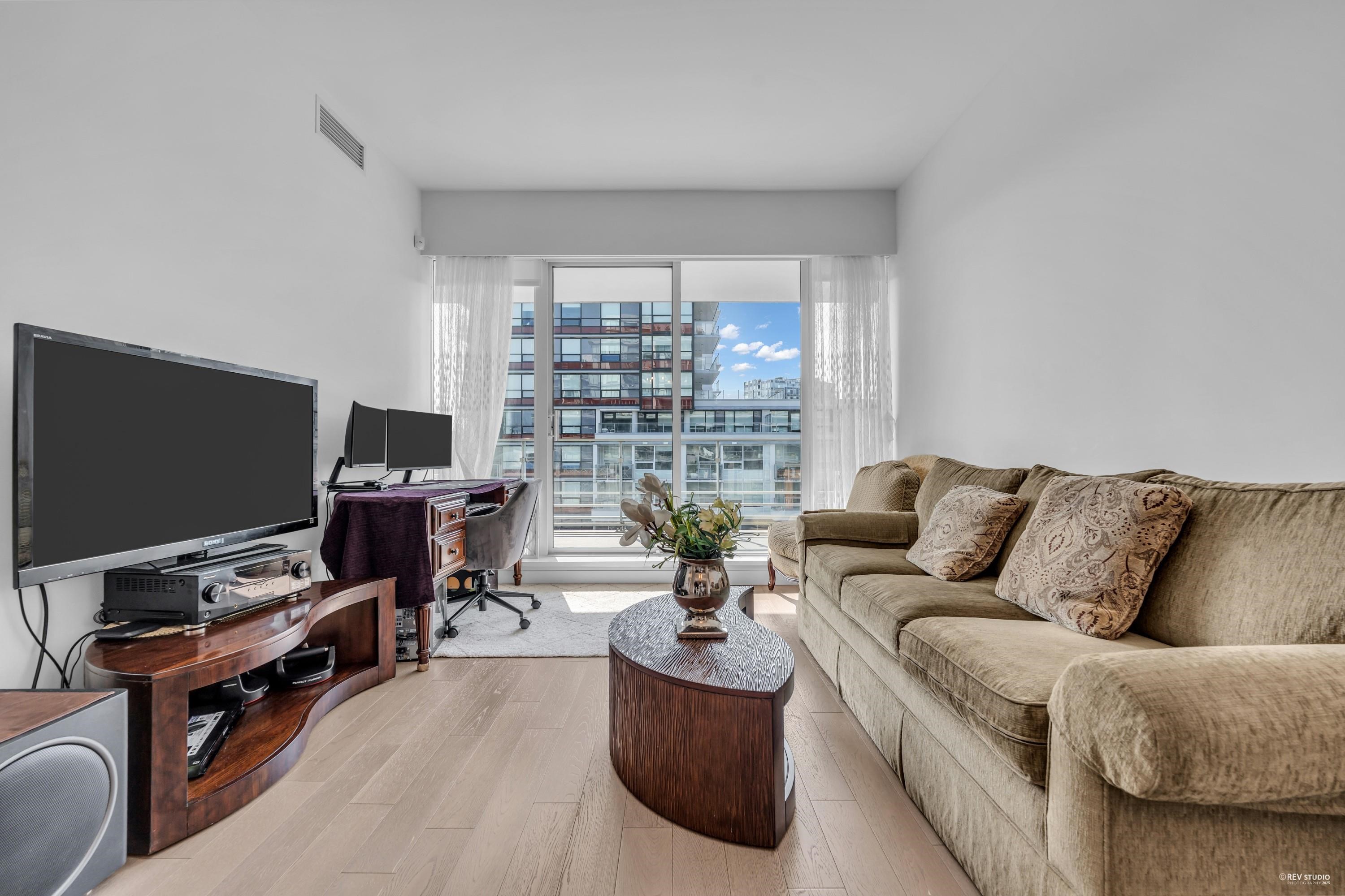 403 6699 RIVER ROAD Unit: 403