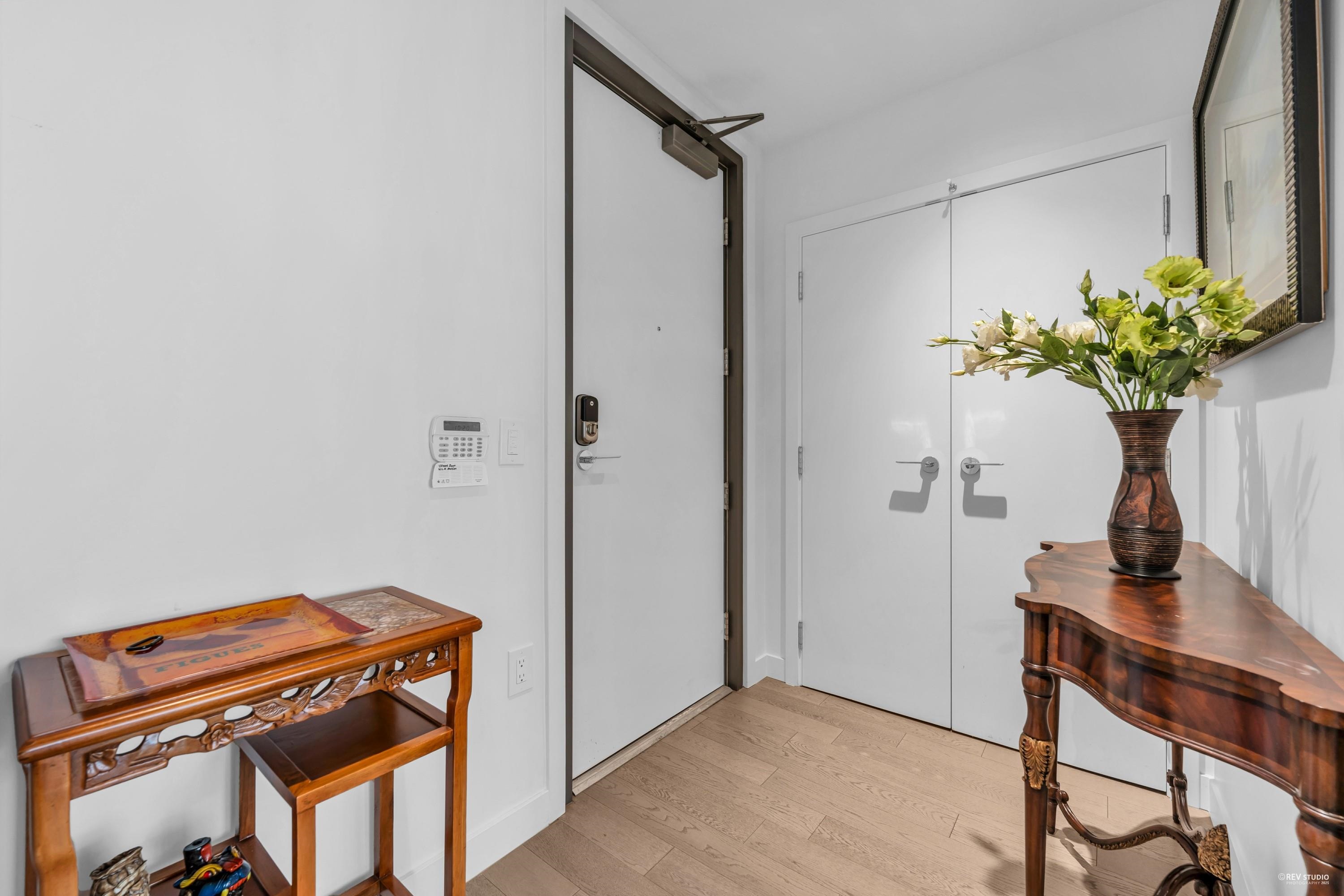 403 6699 RIVER ROAD Unit: 403