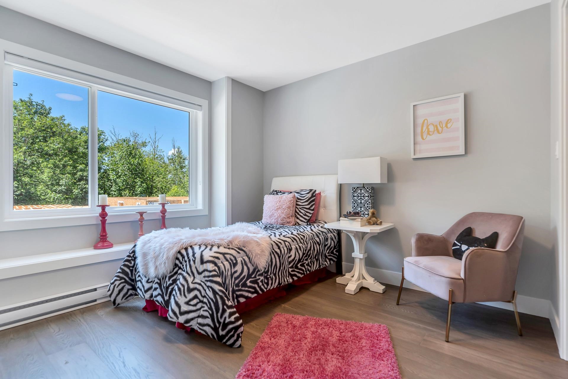 2 7138 MARBLE HILL ROAD Unit: 2