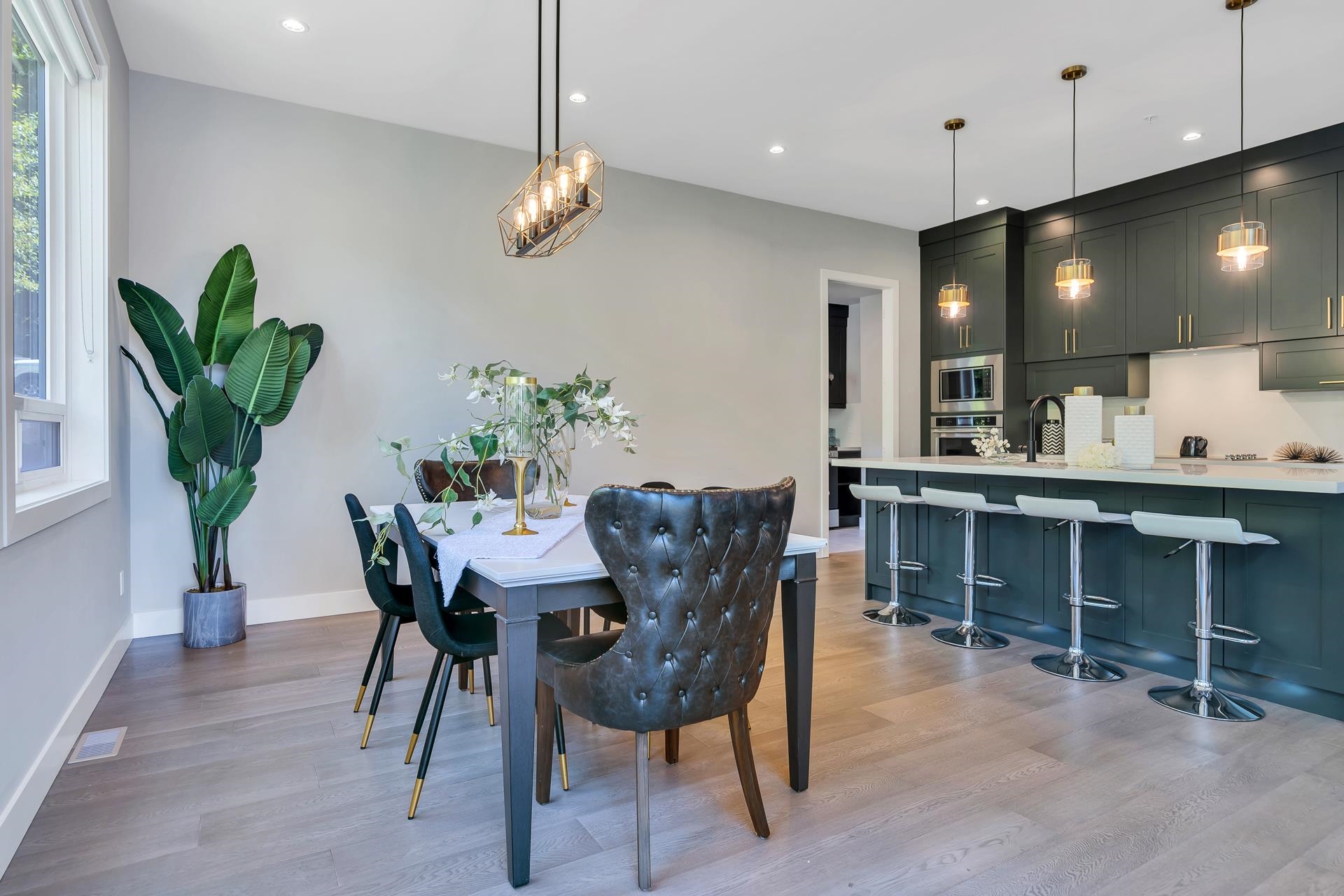 2 7138 MARBLE HILL ROAD Unit: 2