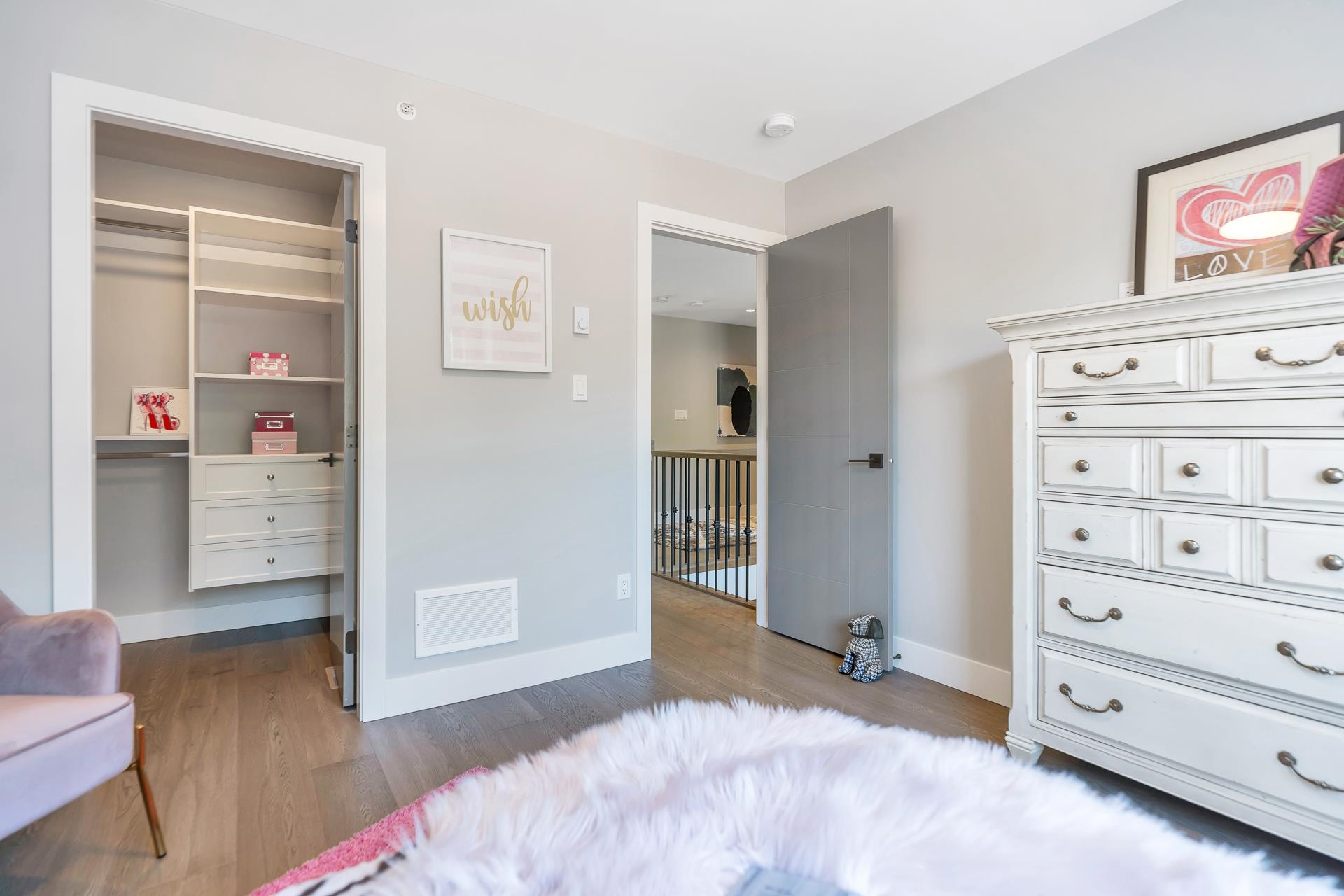 2 7138 MARBLE HILL ROAD Unit: 2