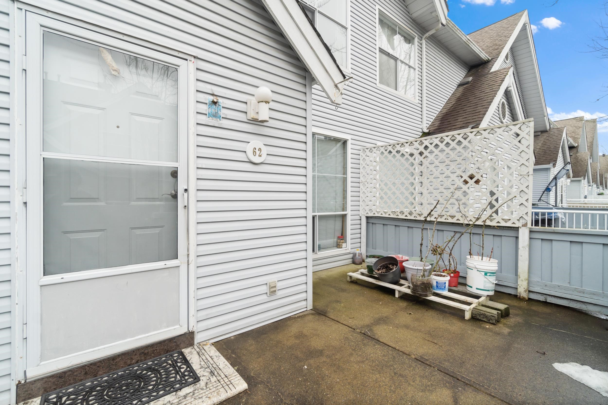 62 13706 74 AVENUE Unit: 62