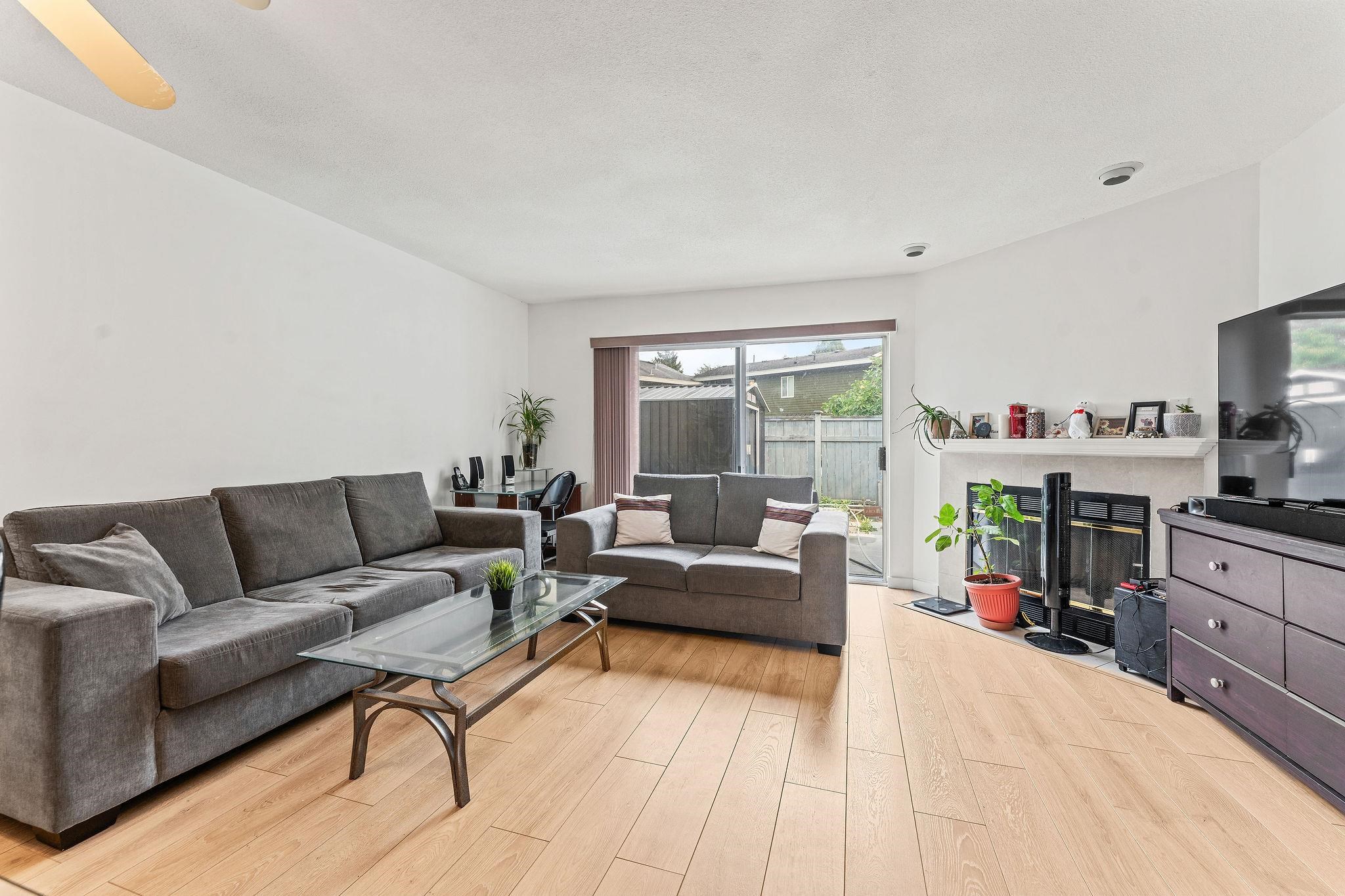 7 10980 NO. 2 ROAD Unit: 7