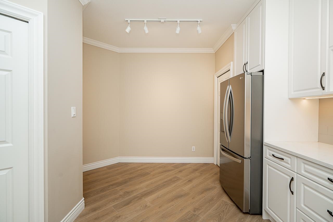 218 3098 GUILDFORD WAY Unit: 218