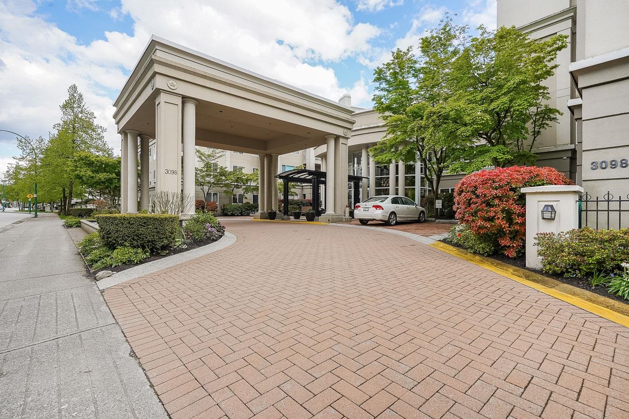 218 3098 GUILDFORD WAY Unit: 218