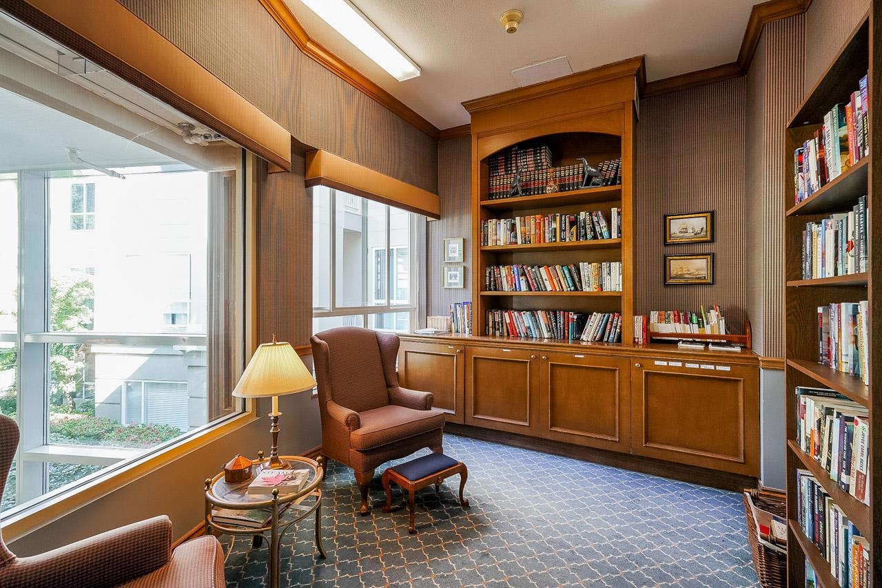 218 3098 GUILDFORD WAY Unit: 218