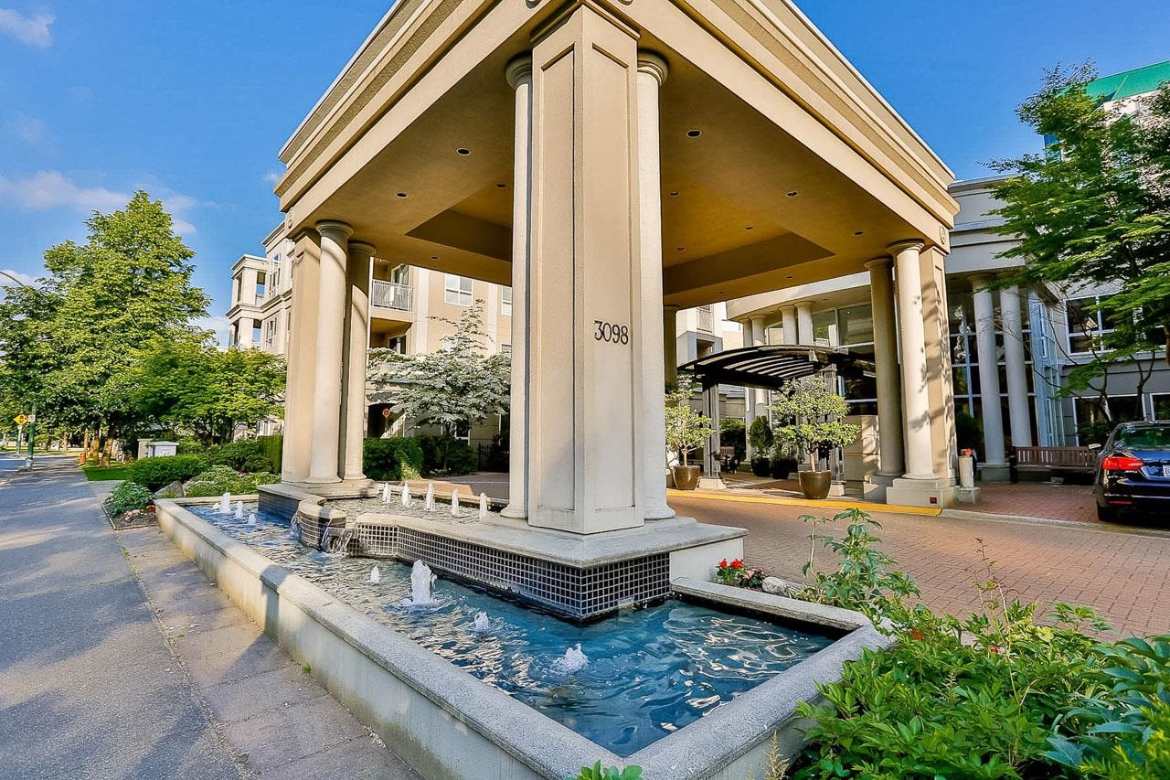 218 3098 GUILDFORD WAY Unit: 218