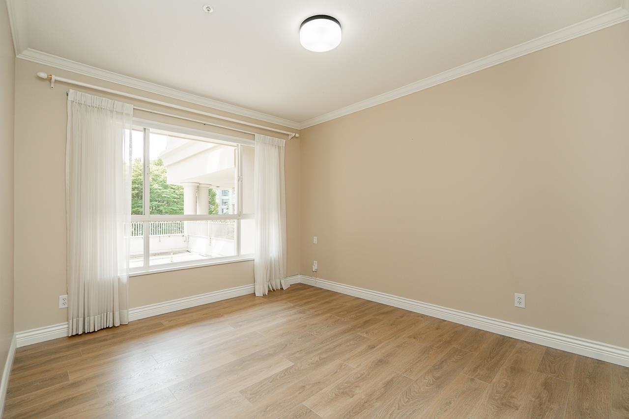 218 3098 GUILDFORD WAY Unit: 218