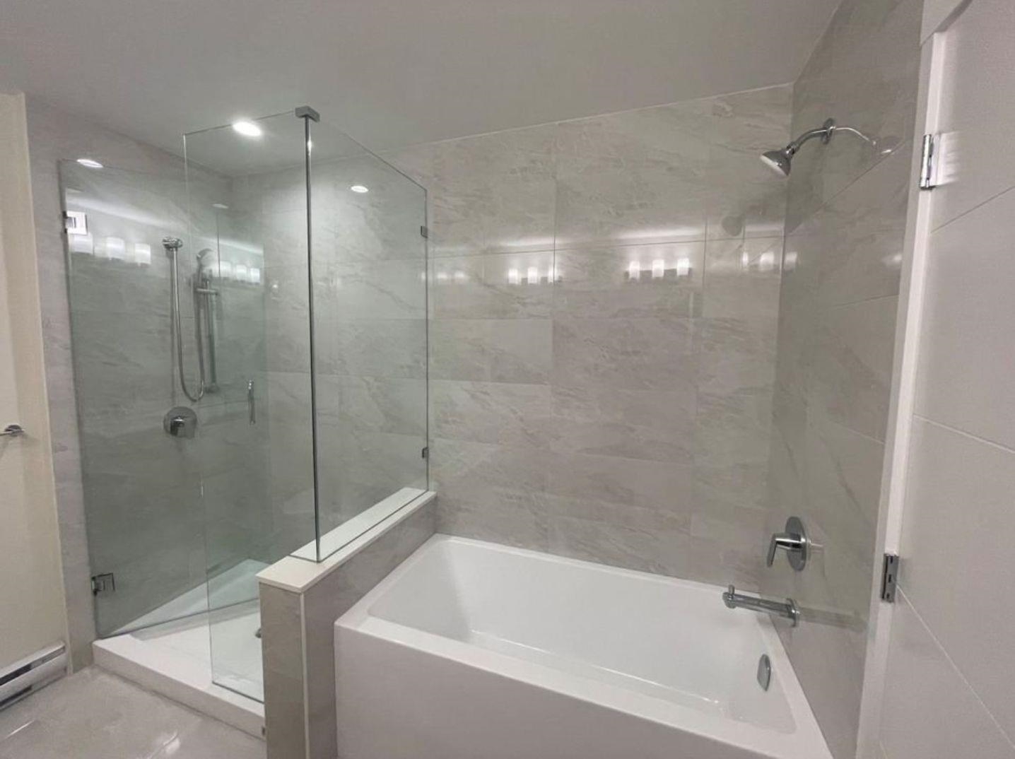 A610 6950 NICHOLSON ROAD Unit: A610