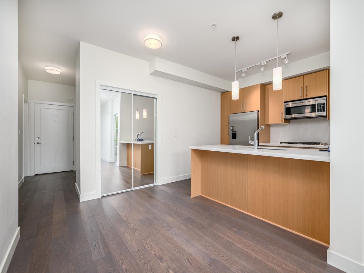 310 5325 WEST BOULEVARD Unit: 310