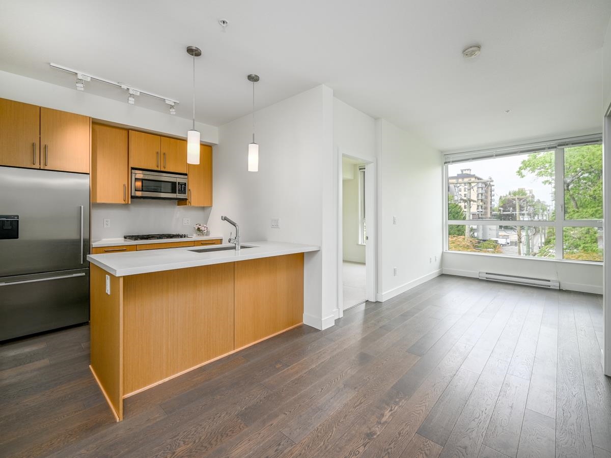 310 5325 WEST BOULEVARD Unit: 310