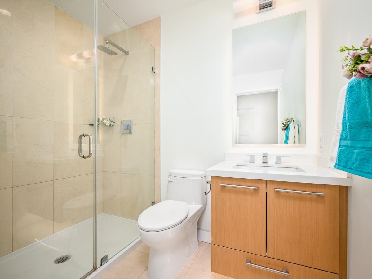 310 5325 WEST BOULEVARD Unit: 310