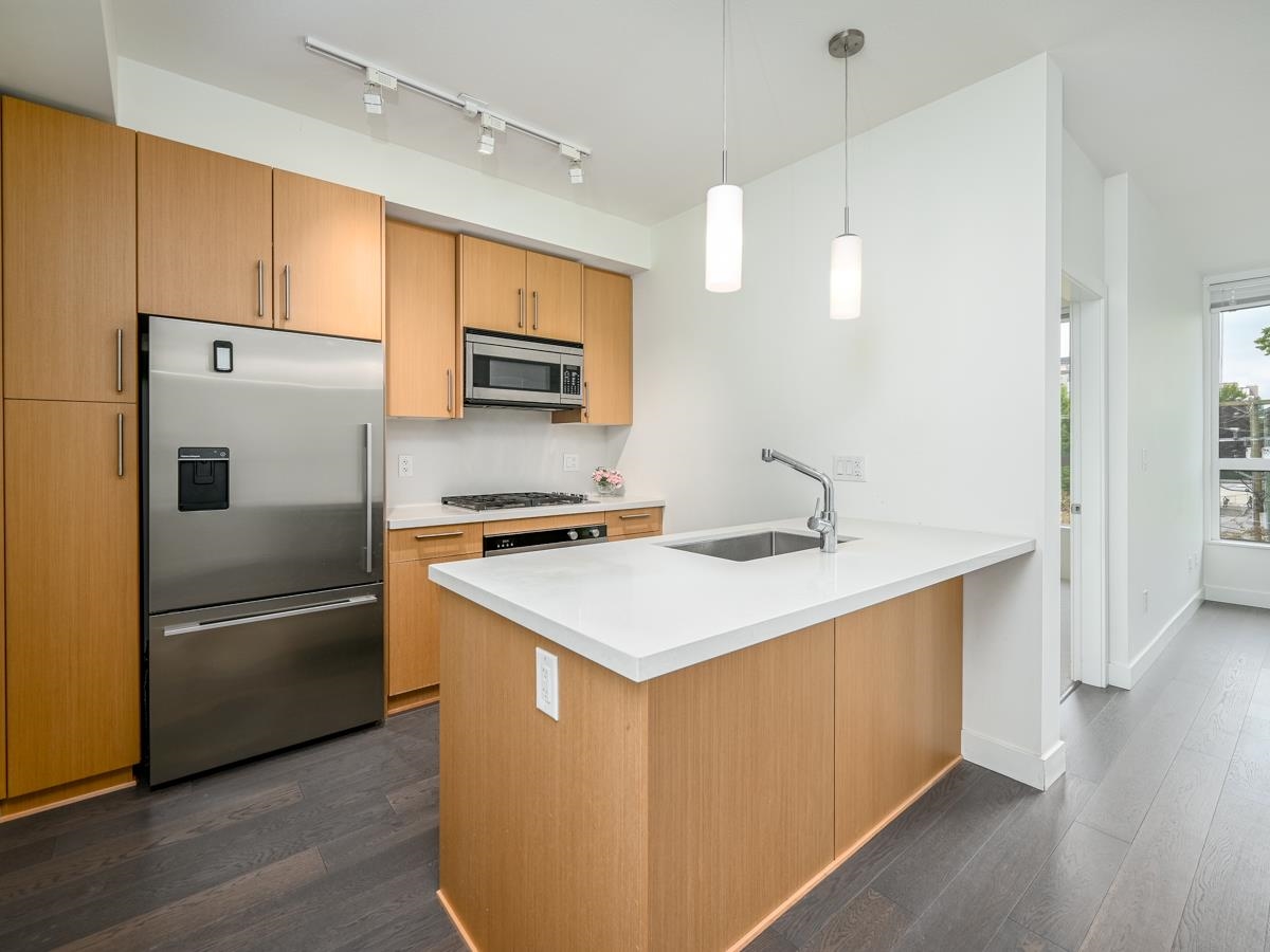 310 5325 WEST BOULEVARD Unit: 310