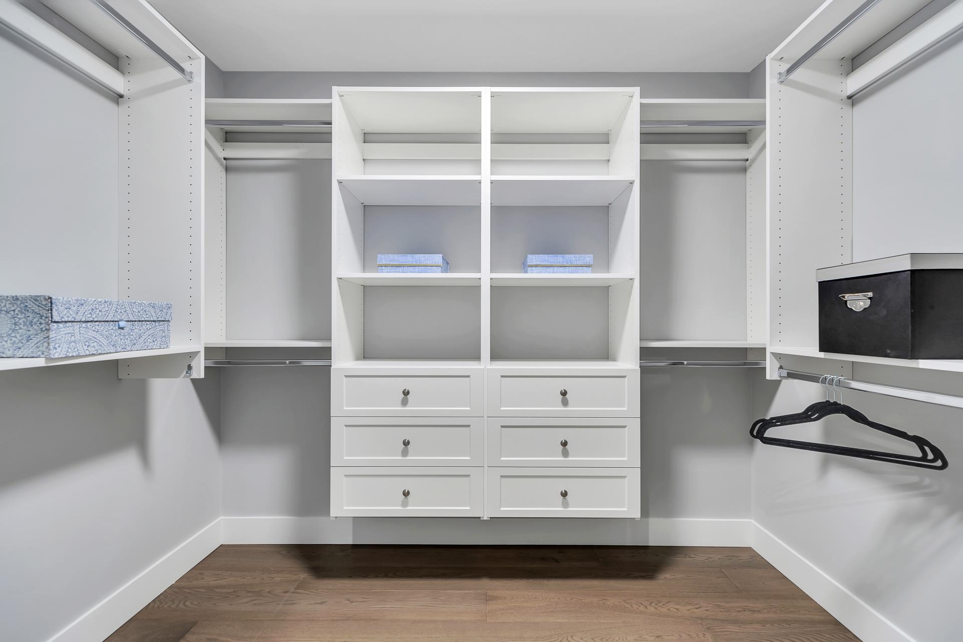 1 7138 MARBLE HILL ROAD Unit: 1