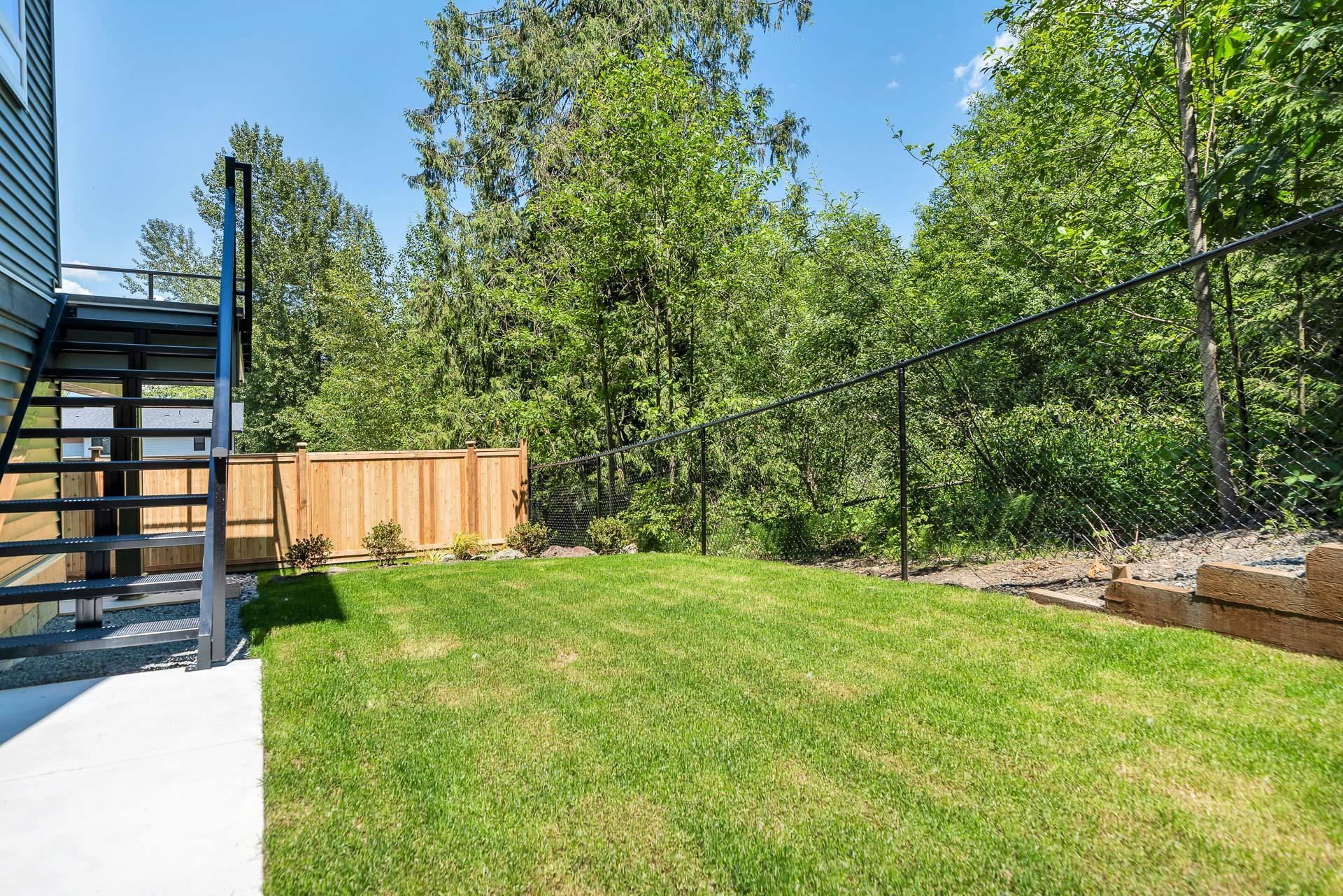 1 7138 MARBLE HILL ROAD Unit: 1