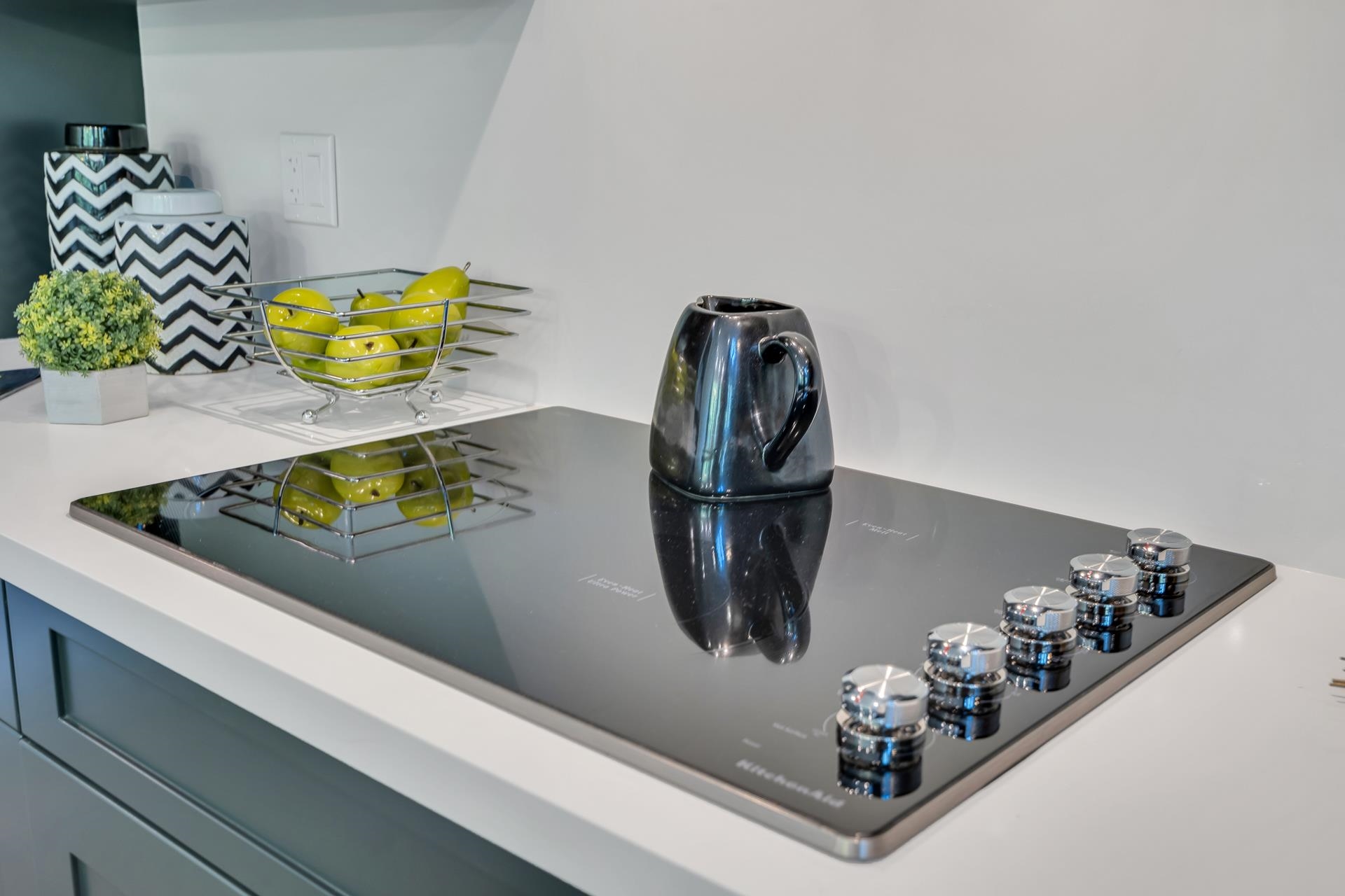 1 7138 MARBLE HILL ROAD Unit: 1